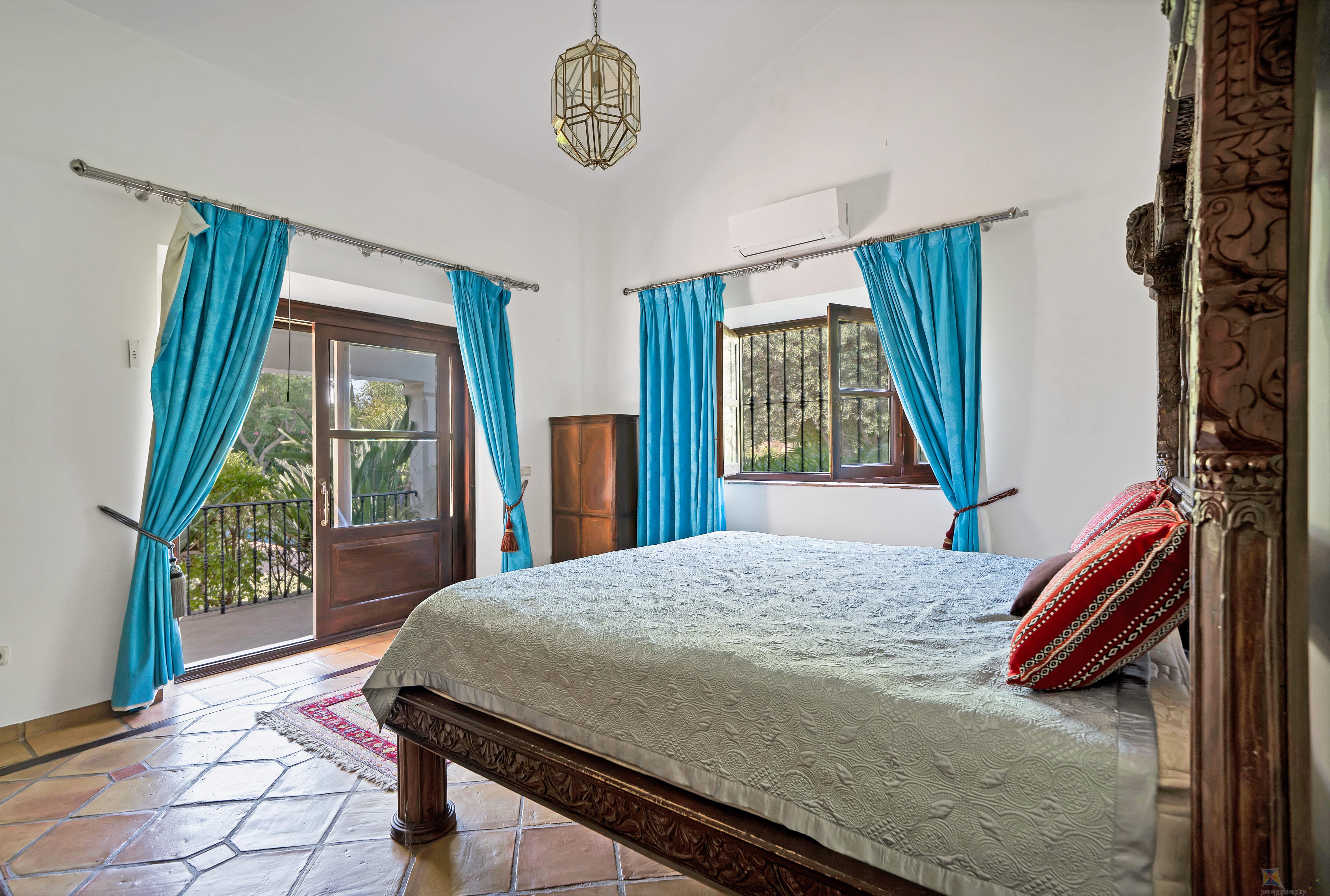 Venta de villa en Estepona