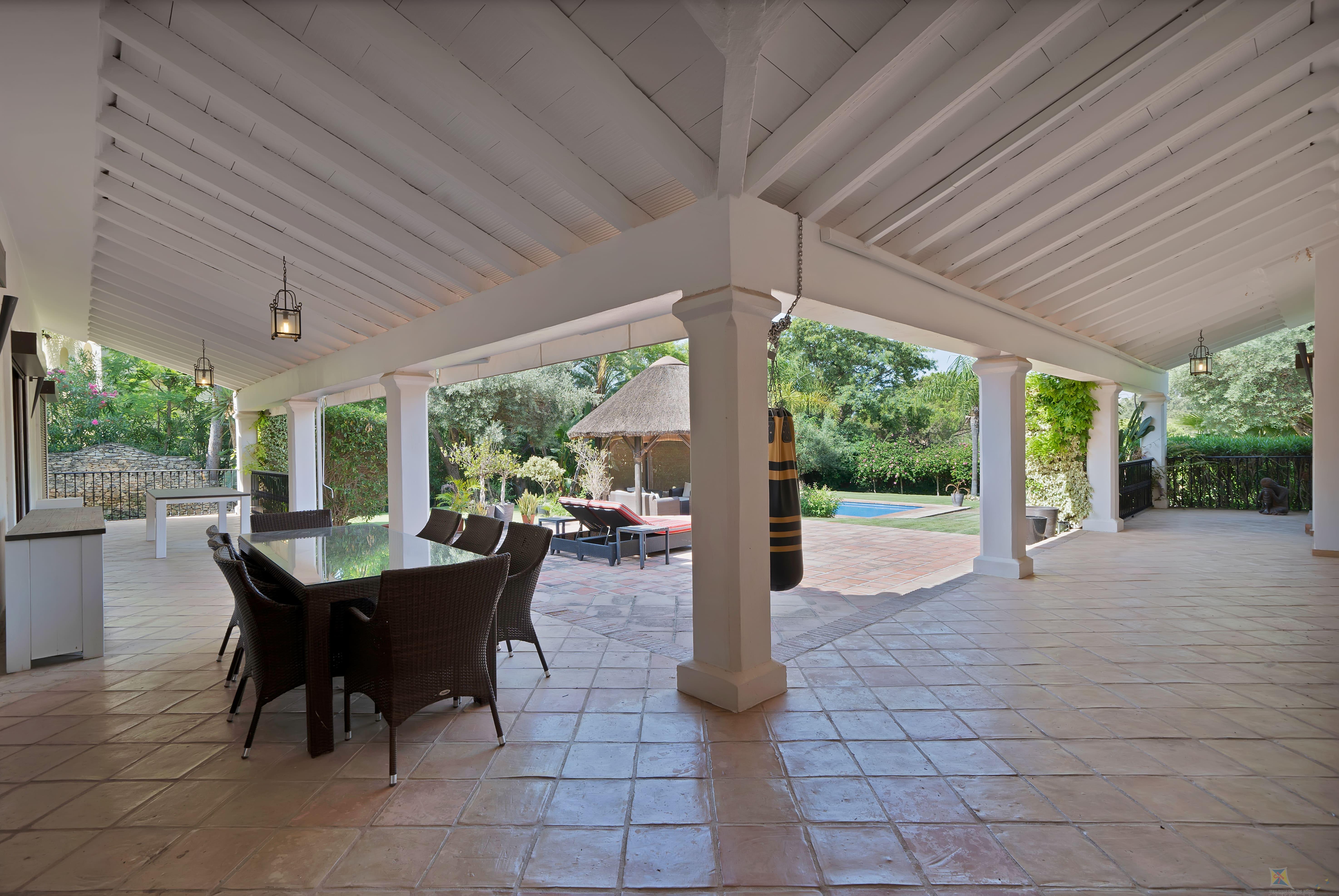 Venta de villa en Estepona