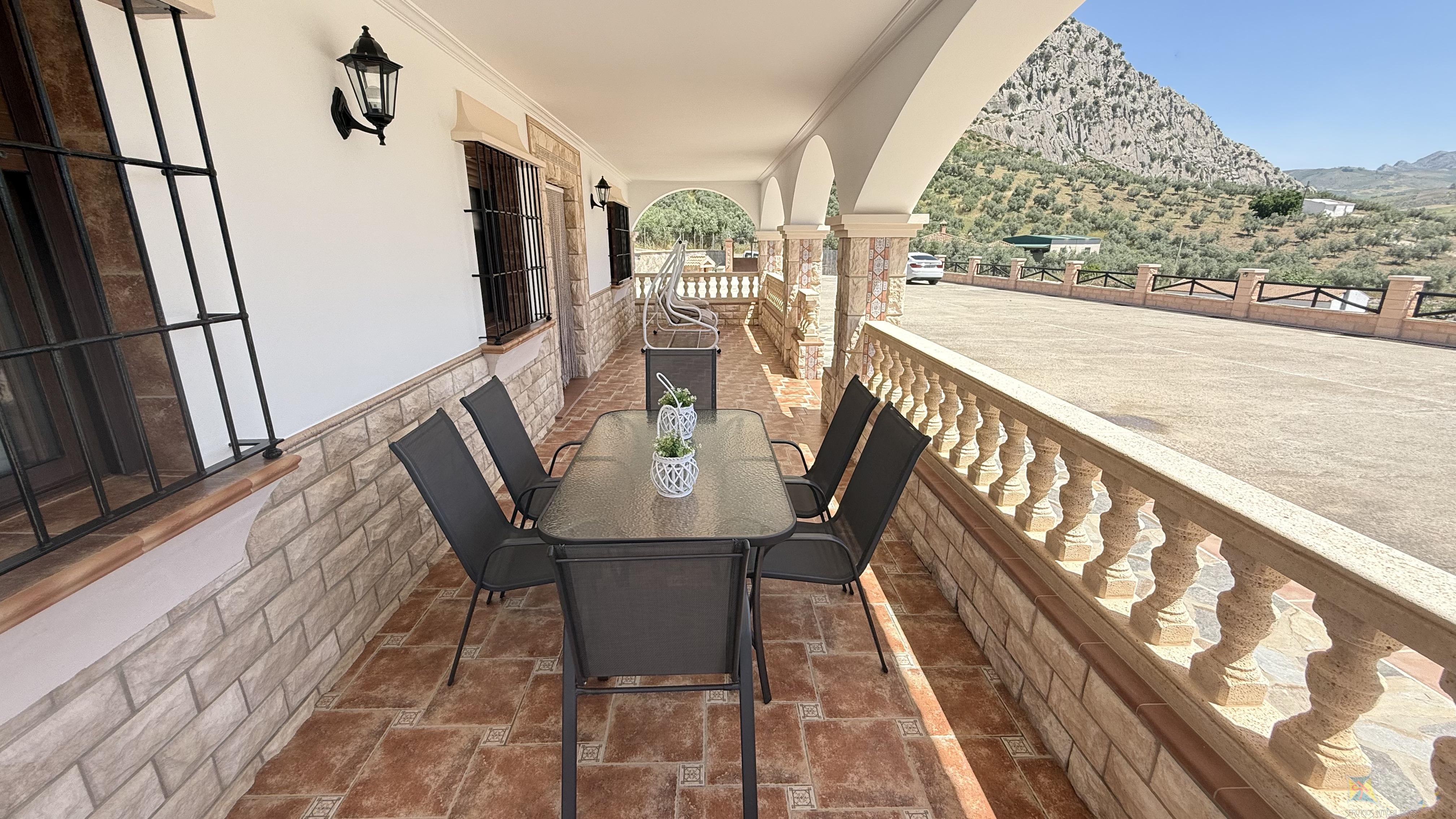 Venta de villa en Valle de Abdalajis