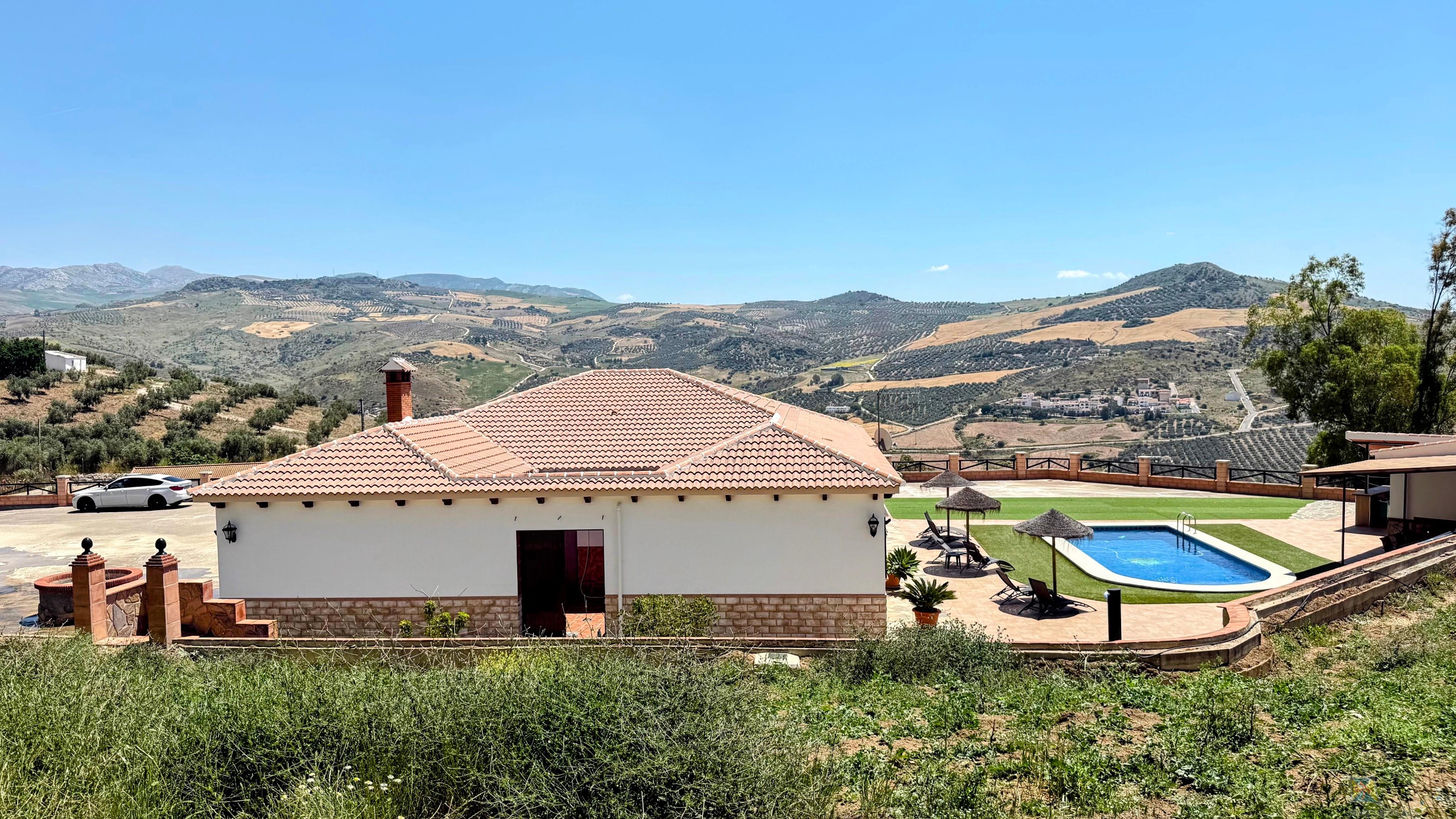 Venta de villa en Valle de Abdalajis