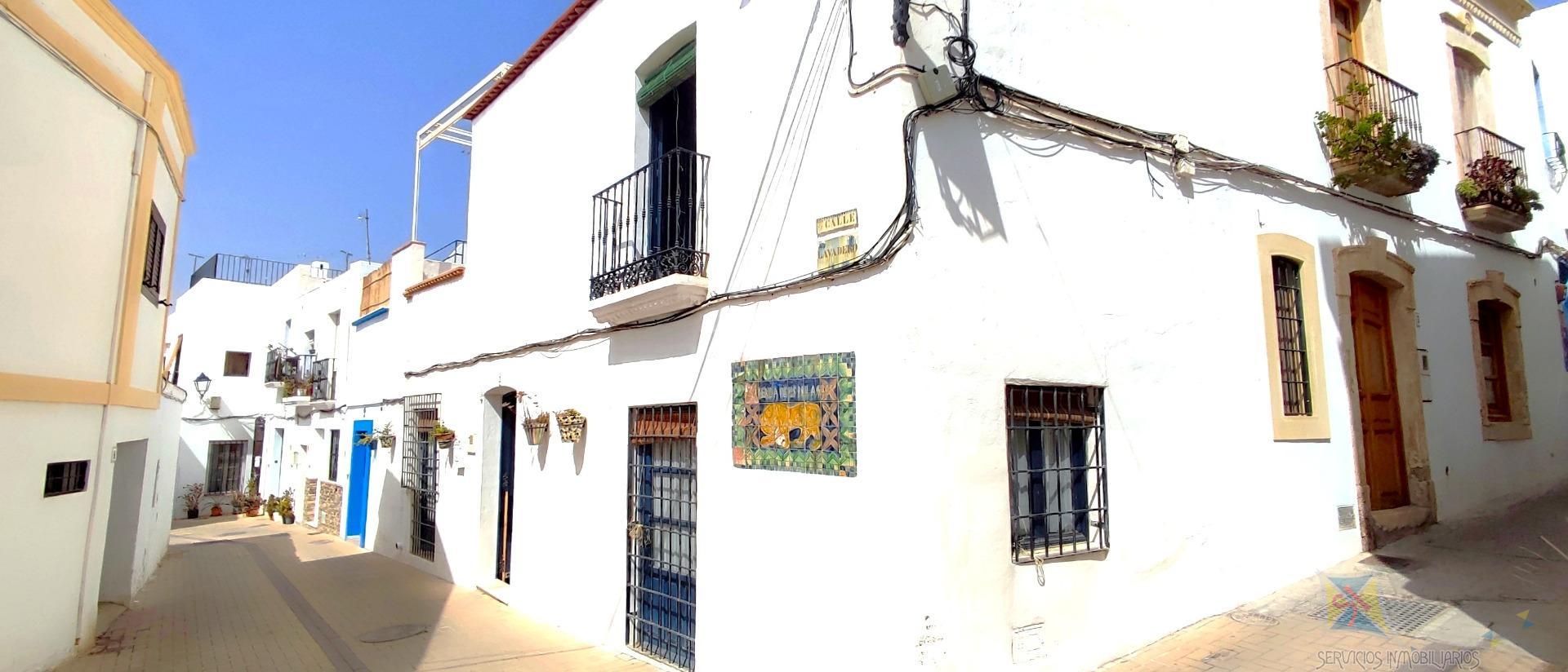 Venta de casa en Níjar