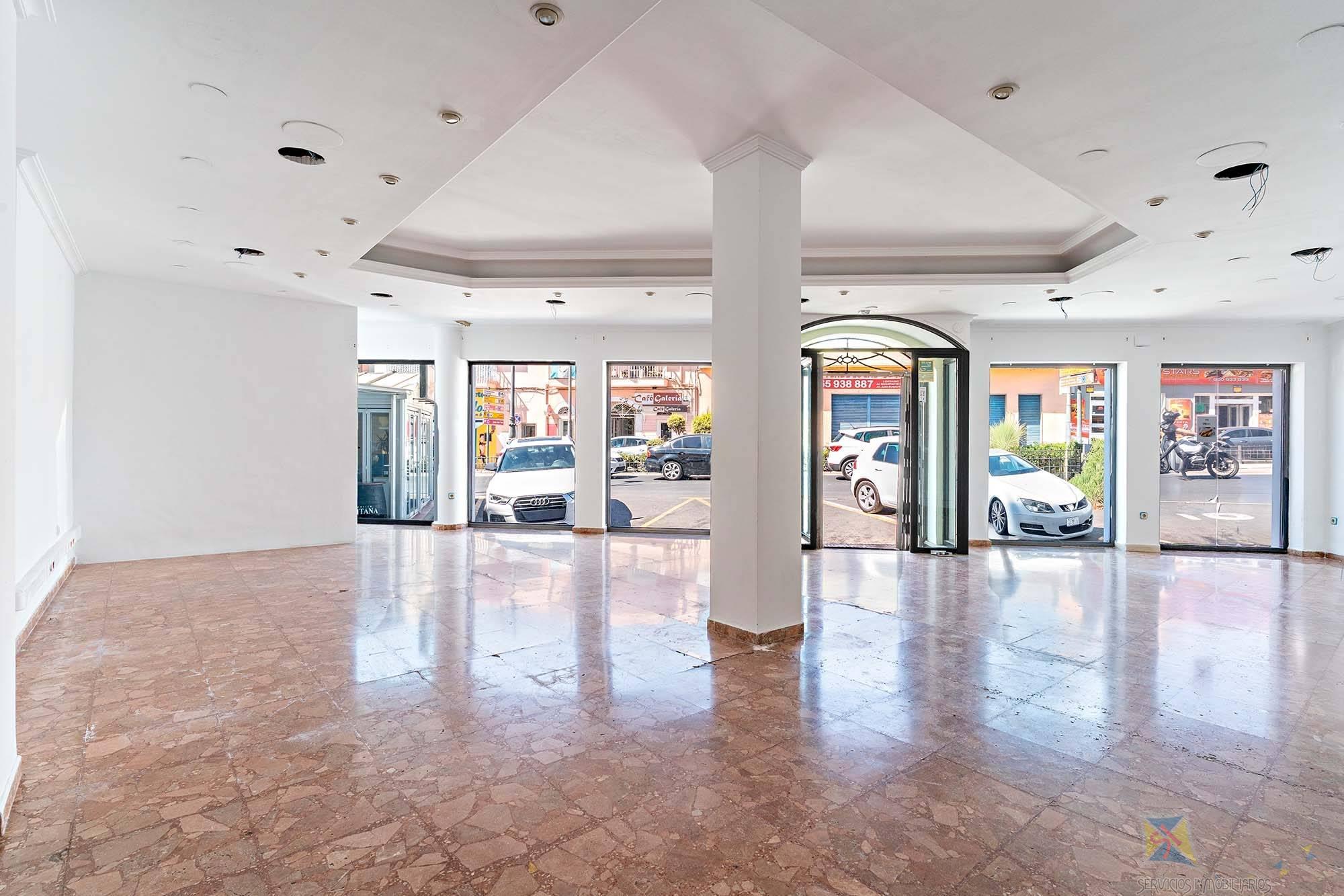 Alquiler de local en Roquetas de Mar