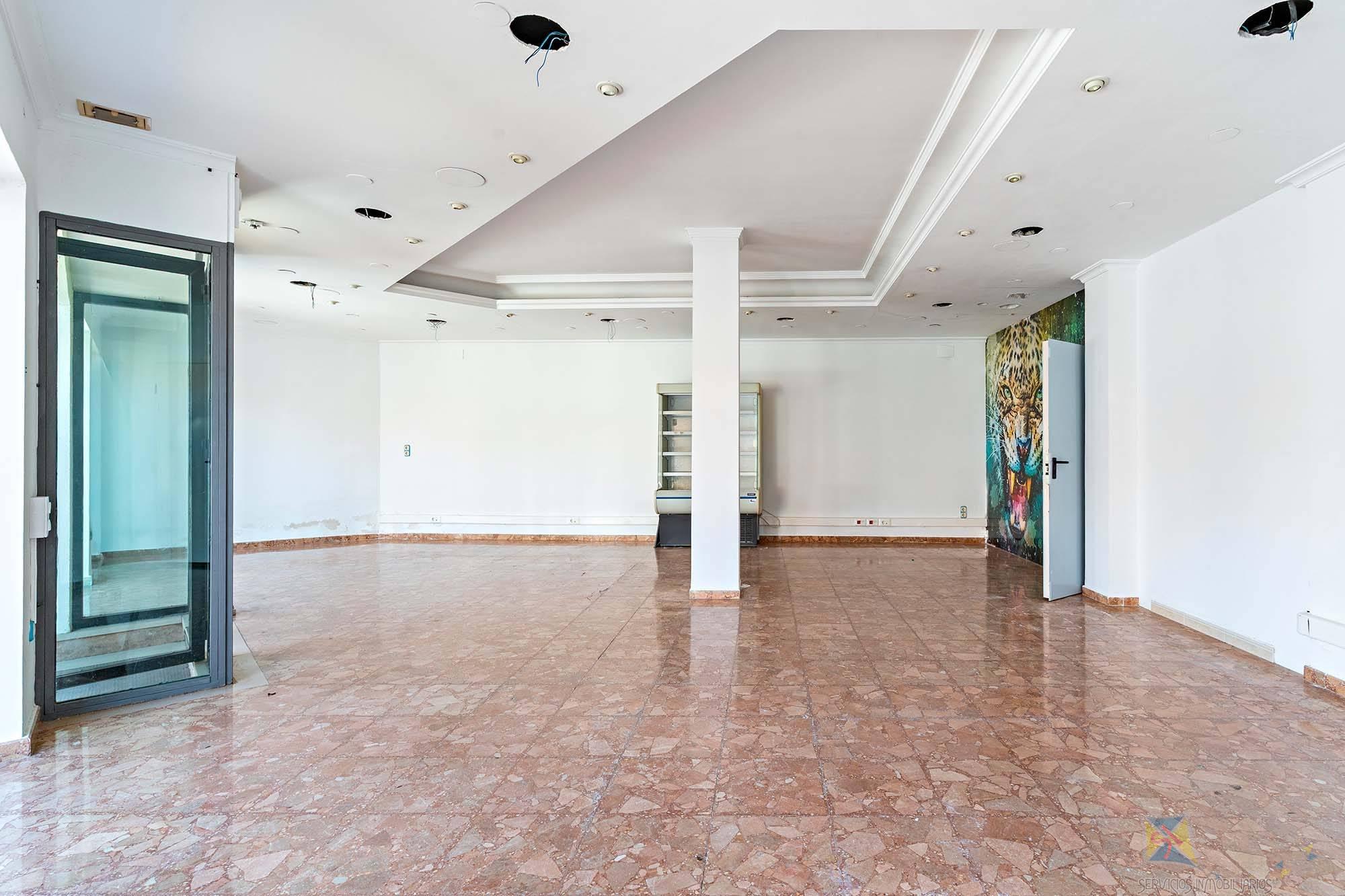 Alquiler de local en Roquetas de Mar