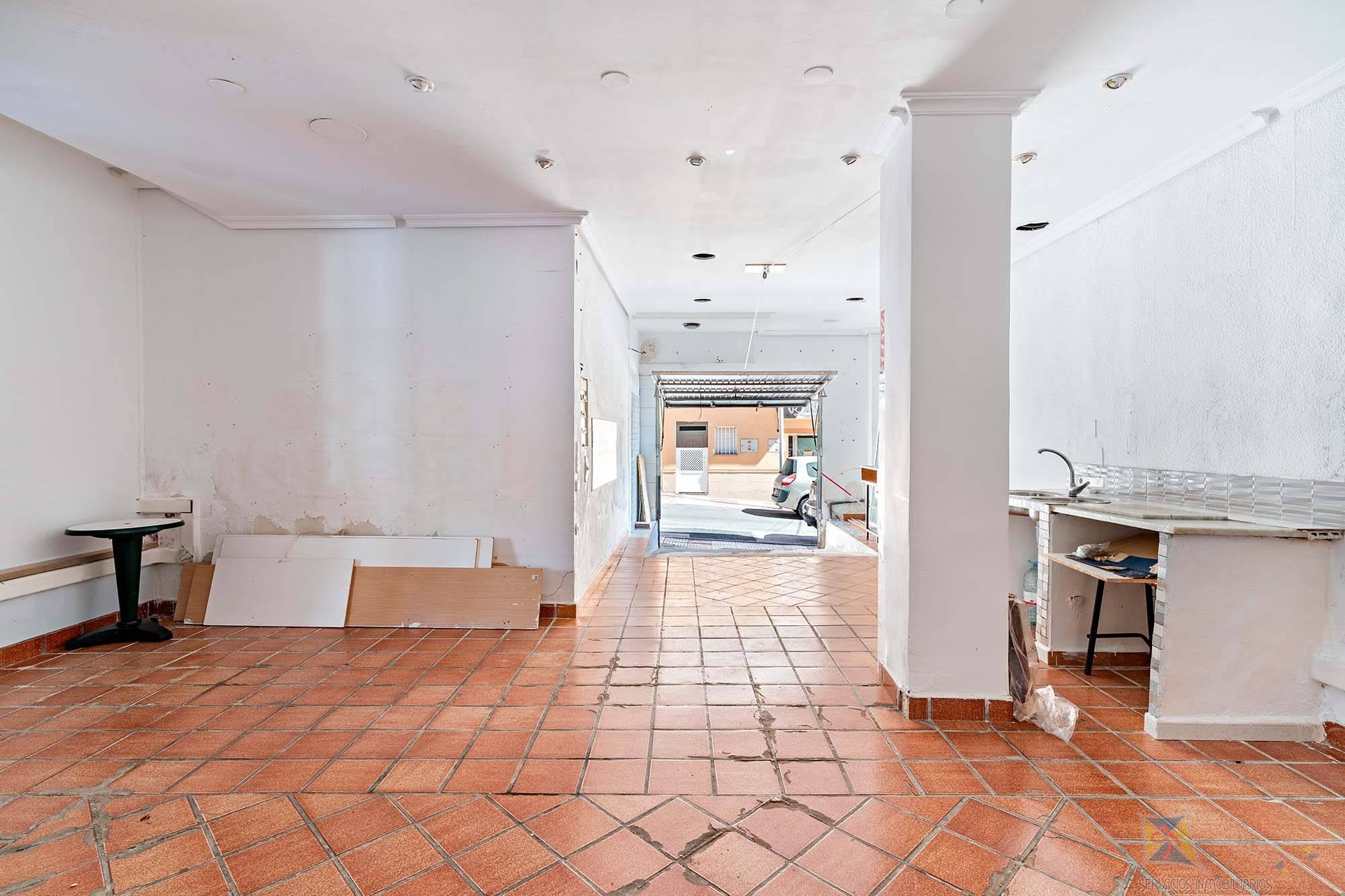 Alquiler de local en Roquetas de Mar