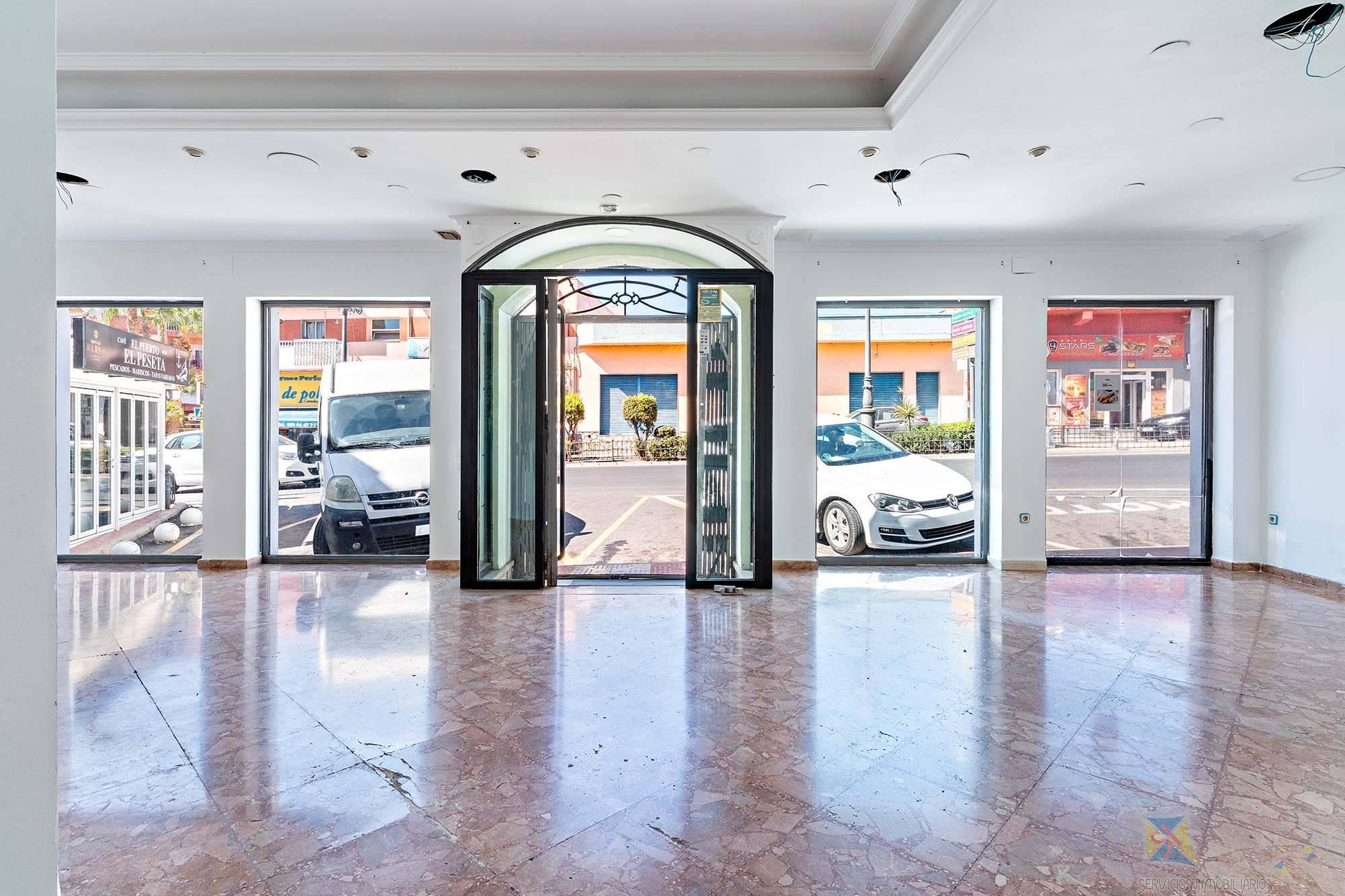 Alquiler de local en Roquetas de Mar