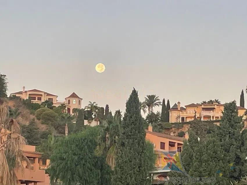 Venta de apartamento en Benahavís