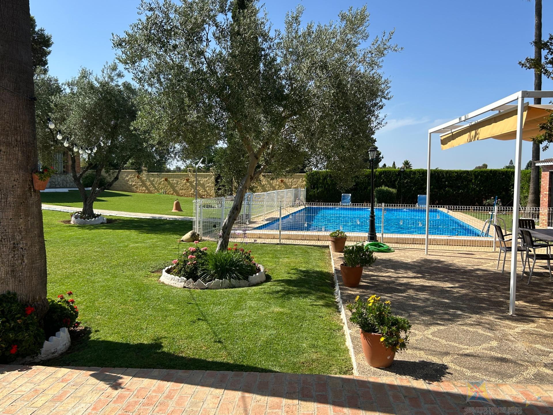Venta de chalet en Villanueva del Ariscal