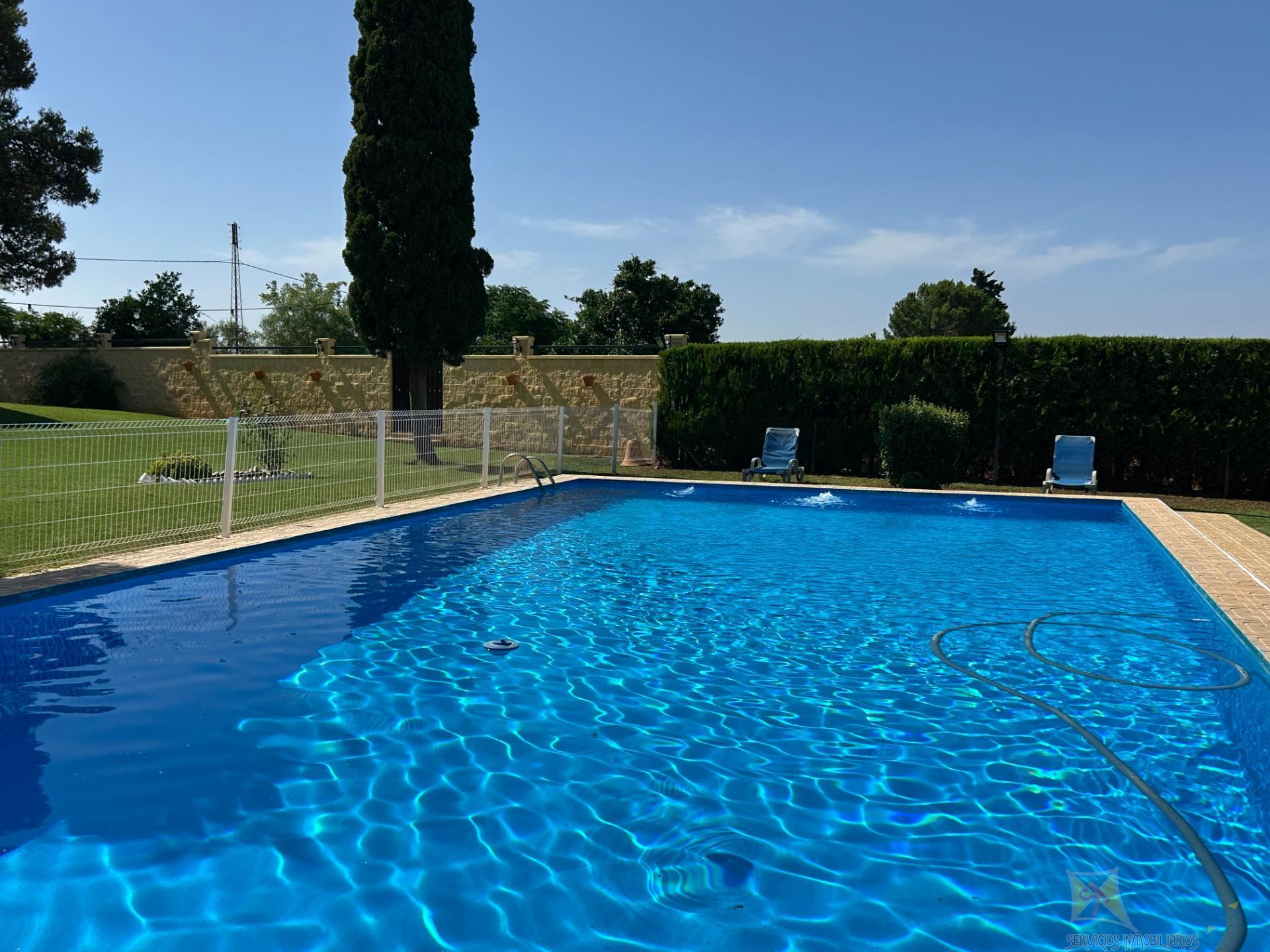 Venta de chalet en Villanueva del Ariscal