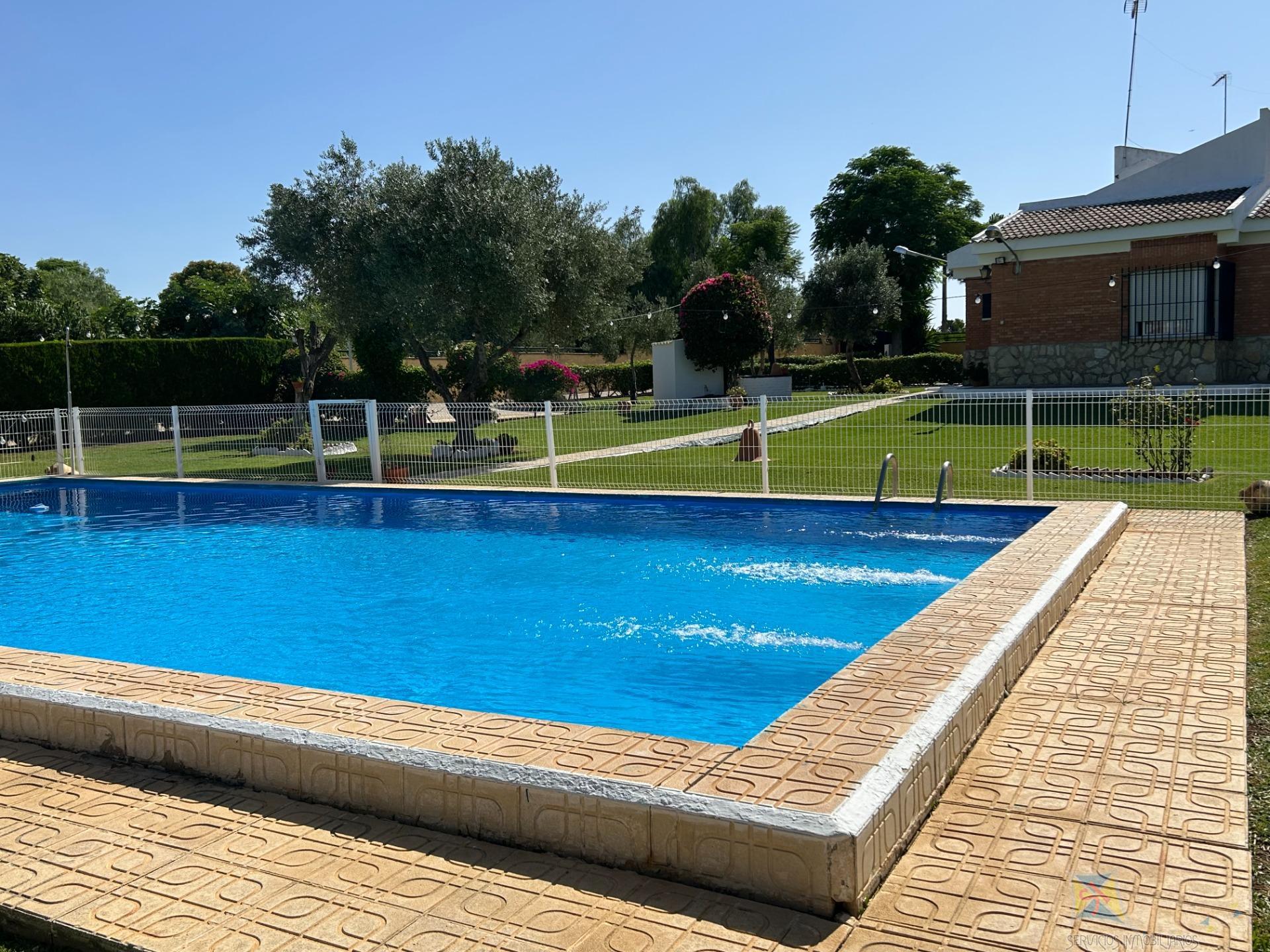 Venta de chalet en Villanueva del Ariscal
