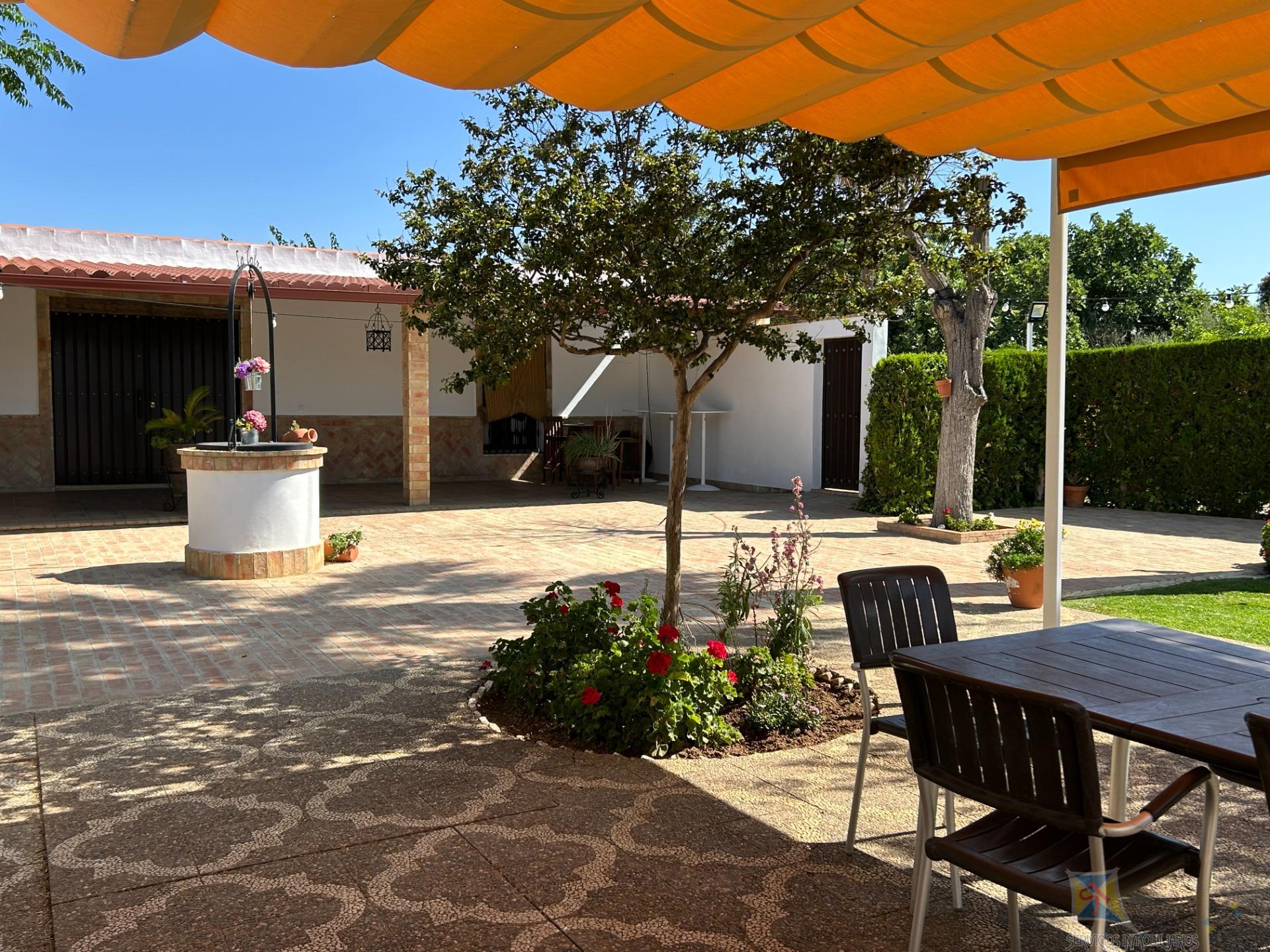 Venta de chalet en Villanueva del Ariscal