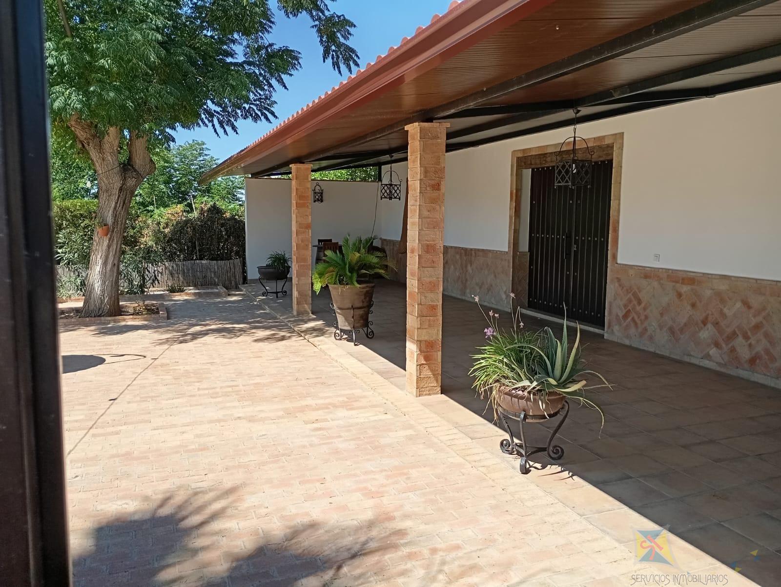 Venta de chalet en Villanueva del Ariscal