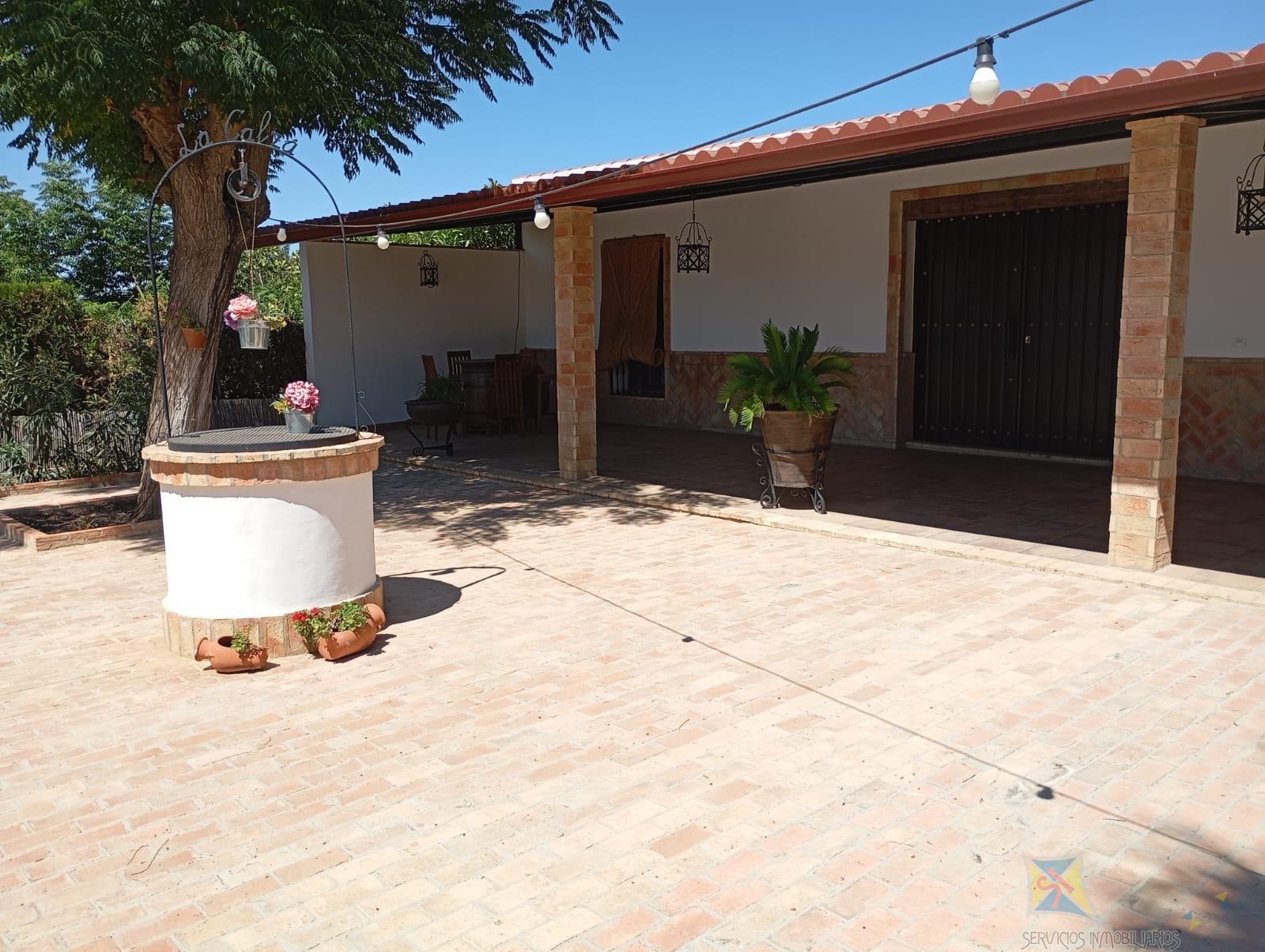 Venta de chalet en Villanueva del Ariscal