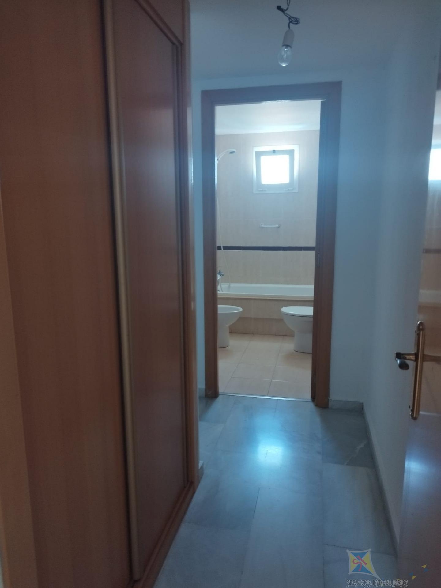 Venta de piso en Almería