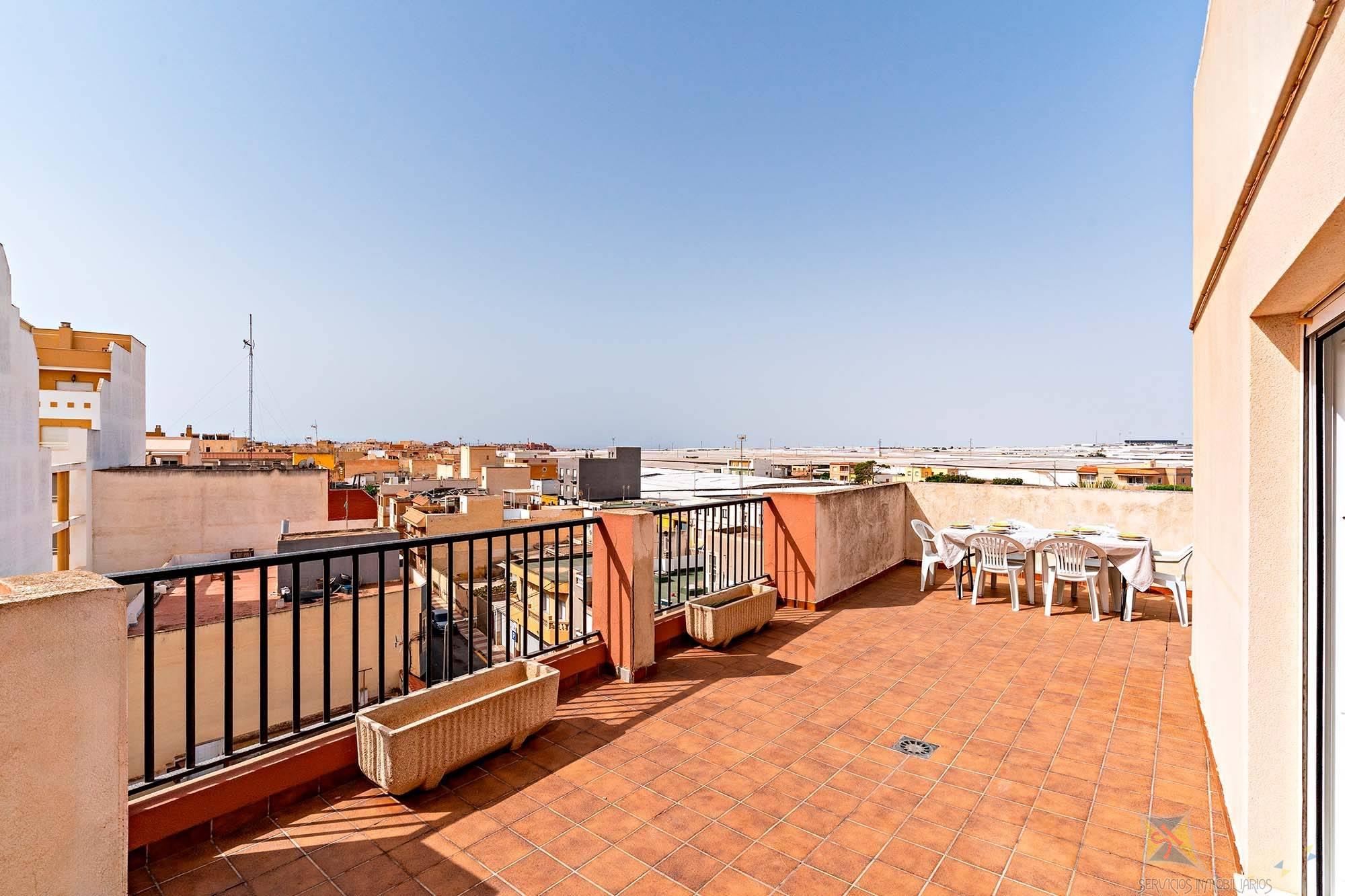 Venta de piso en Roquetas de Mar