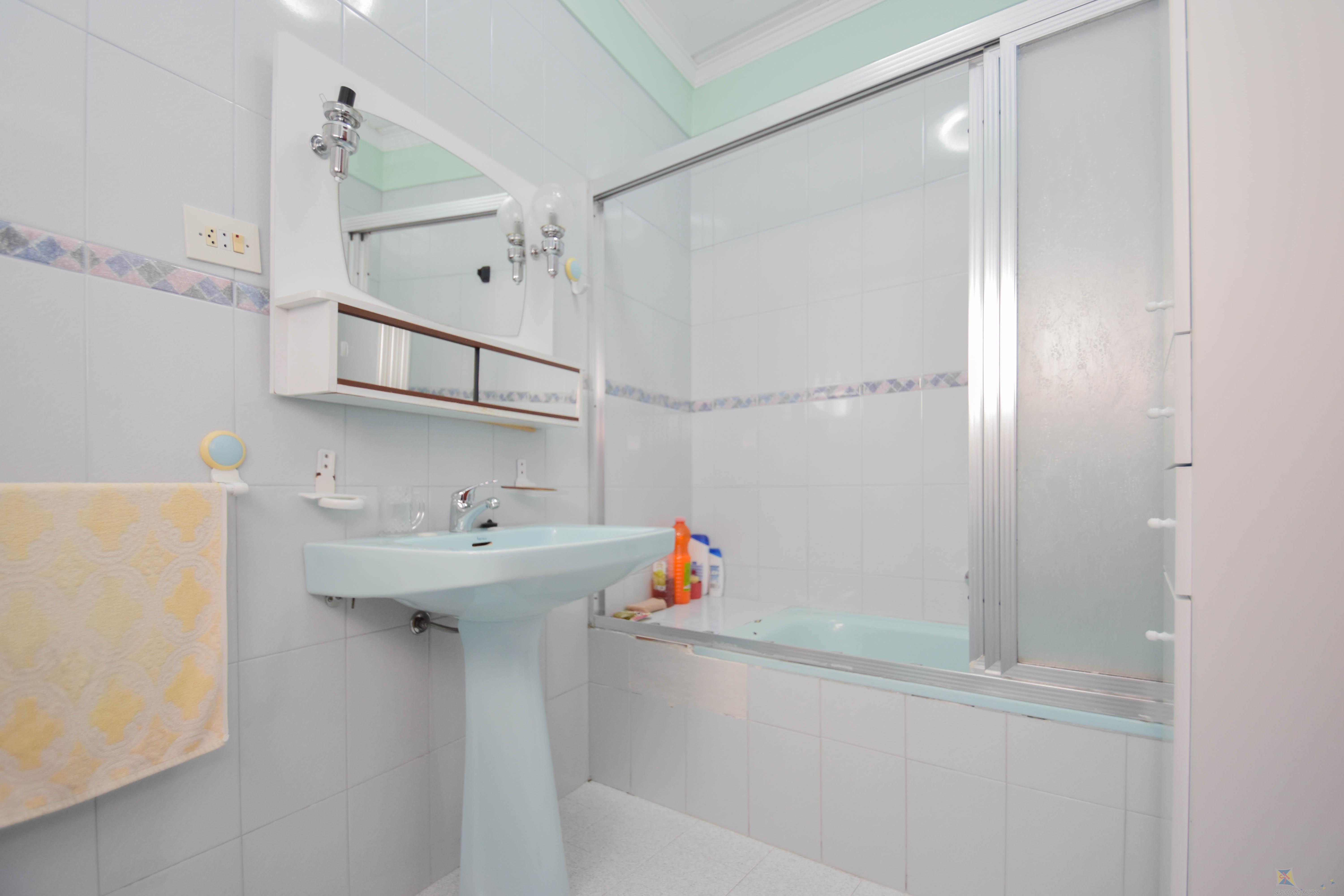 Venta de casa en Pinos Puente