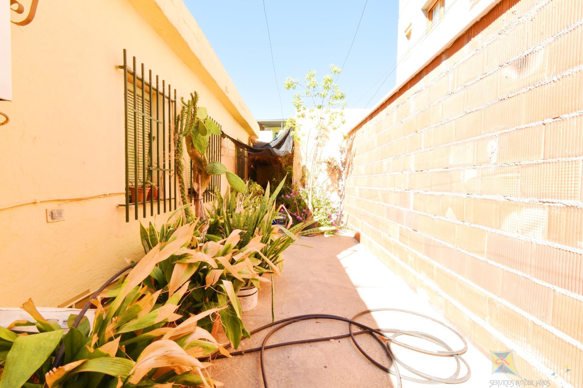 Venta de casa en Adra