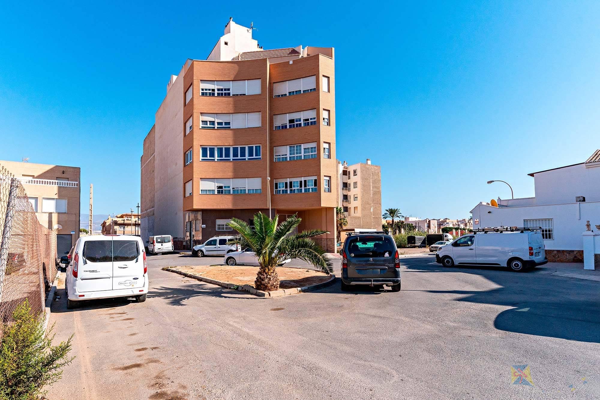 Venta de piso en Roquetas de Mar