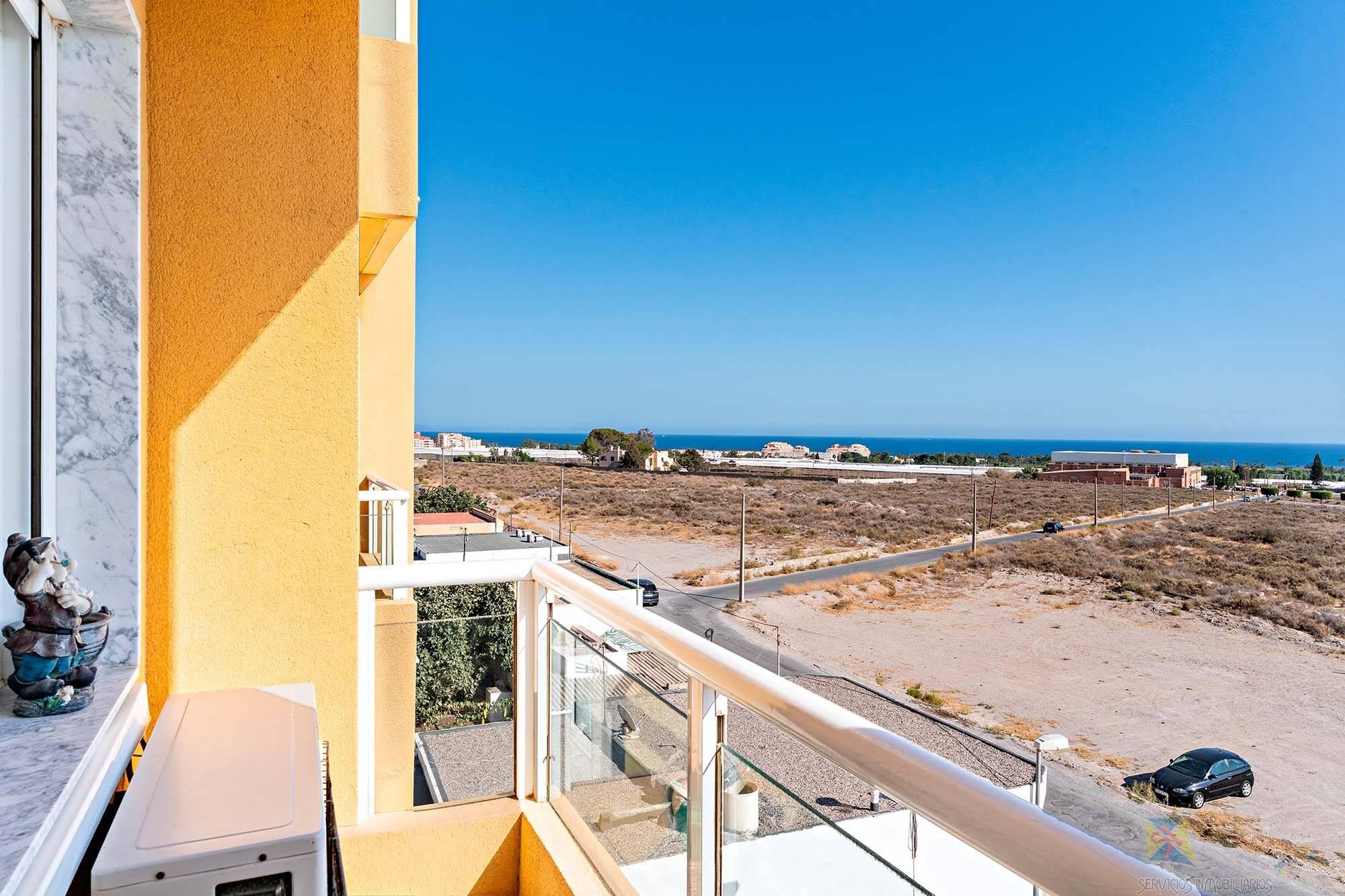 Venta de piso en Roquetas de Mar