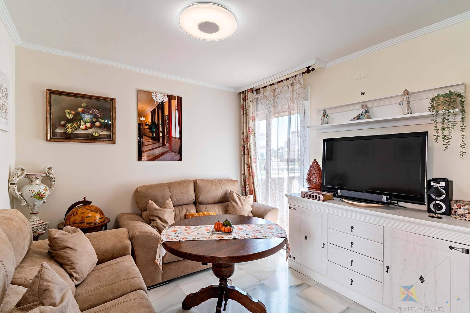 Venta de planta baja en Roquetas de Mar