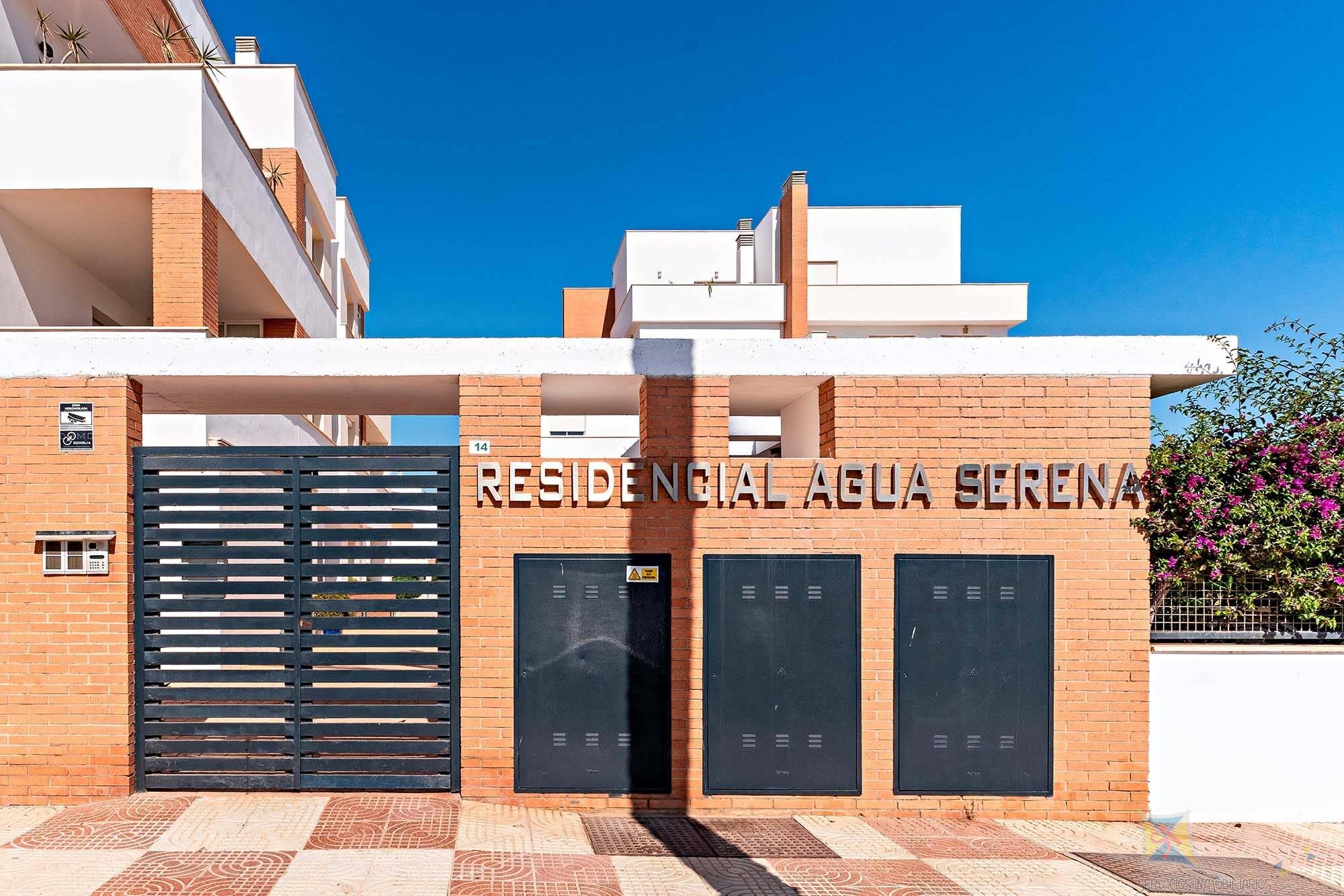 Venta de planta baja en Roquetas de Mar