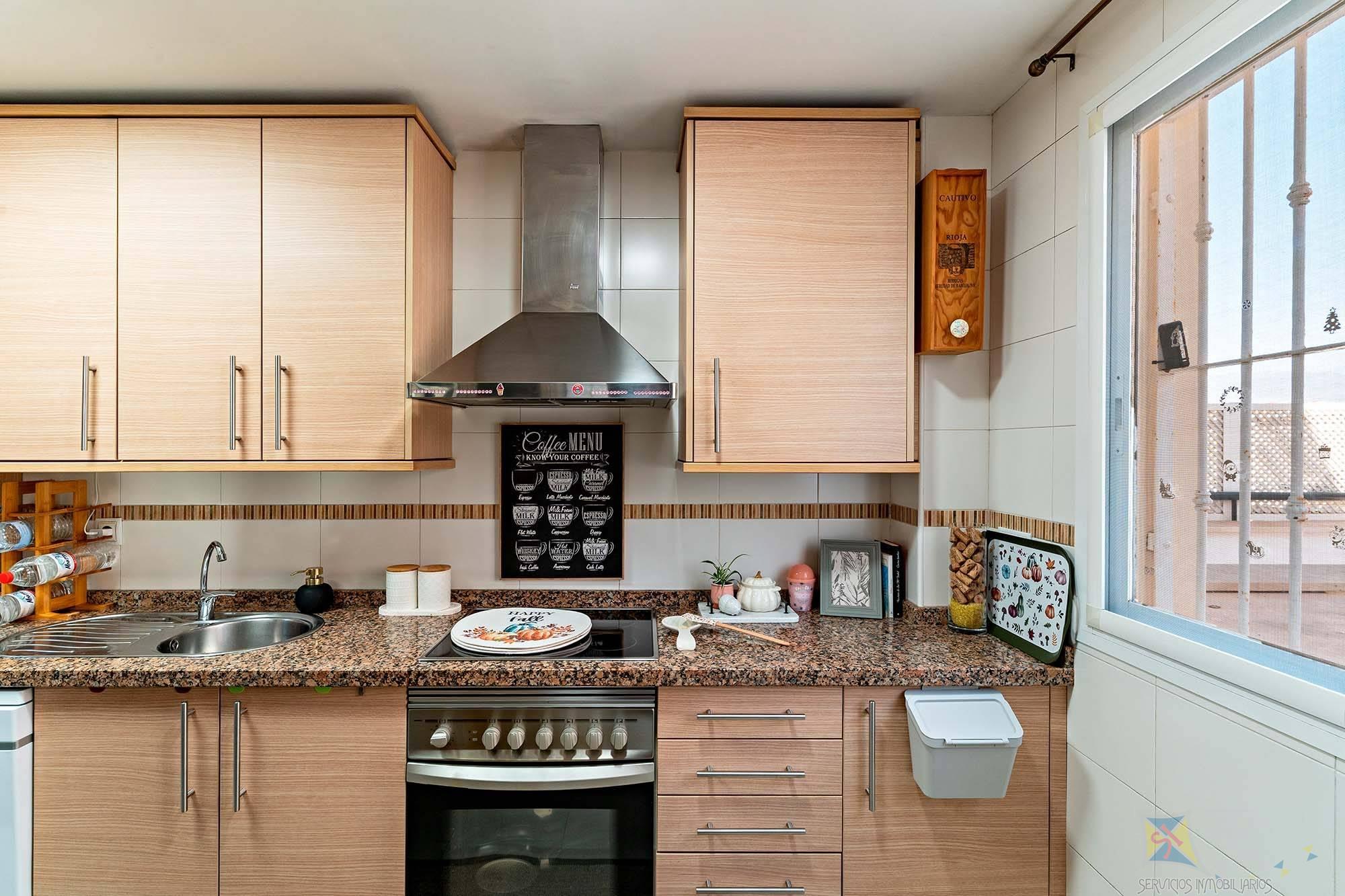 Venta de planta baja en Roquetas de Mar