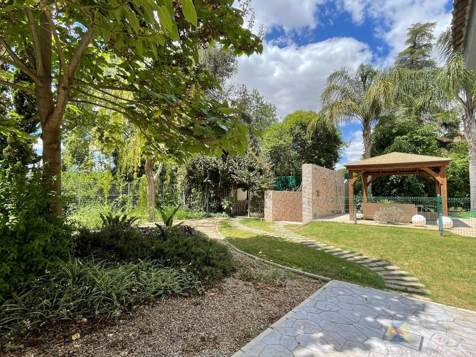 Venta de chalet en Mairena del Aljarafe