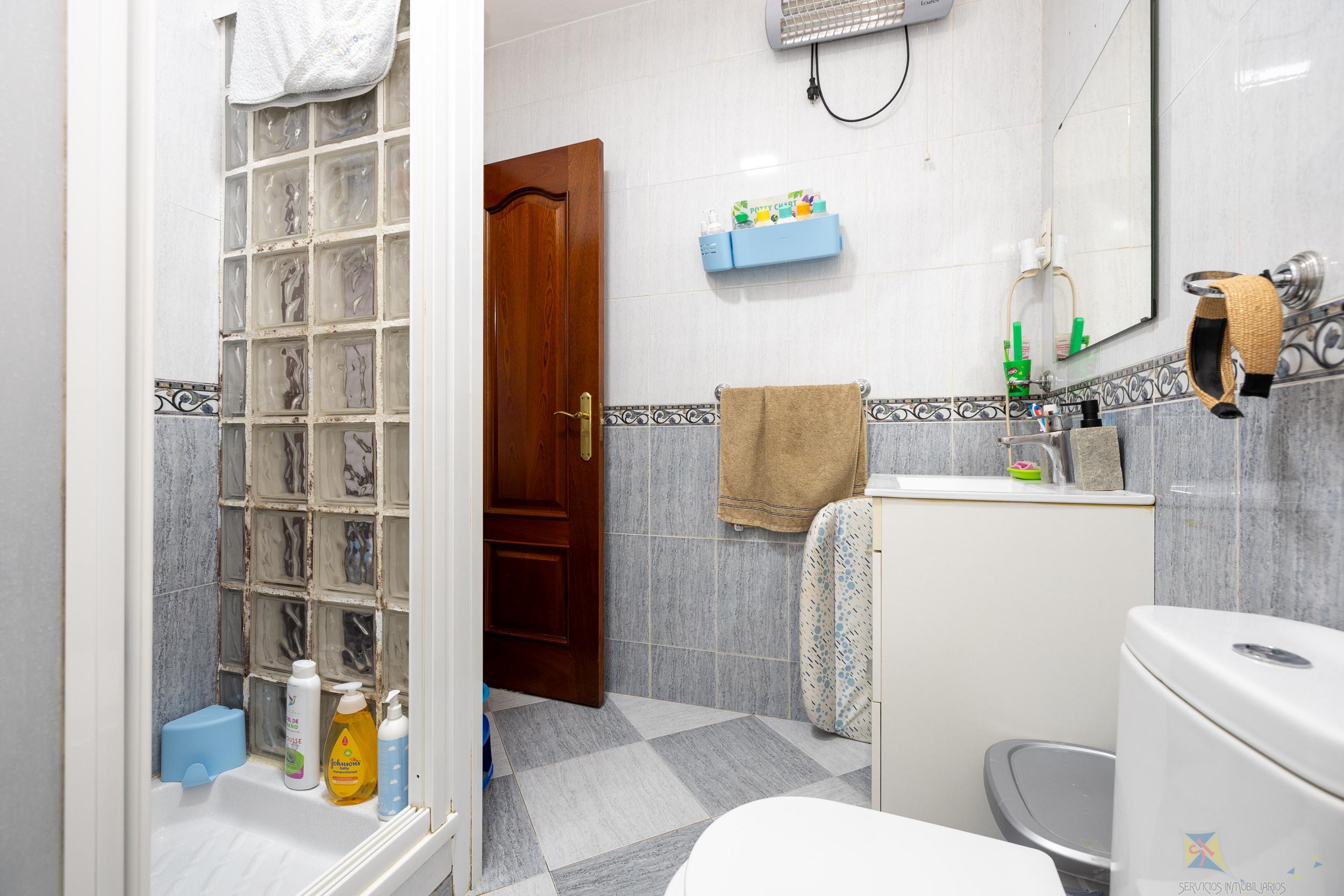 Venta de villa en Olivares