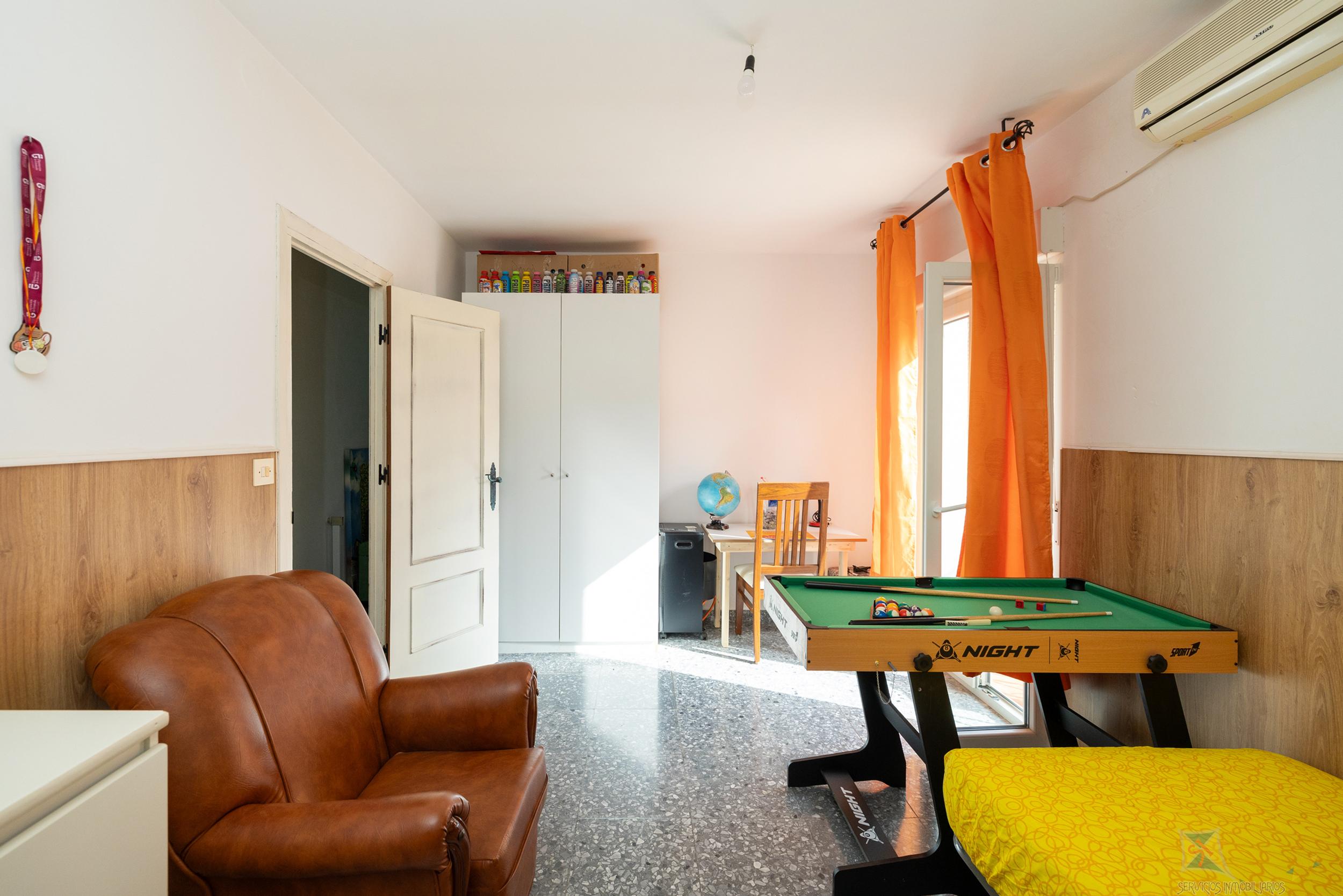 Venta de villa en Olivares