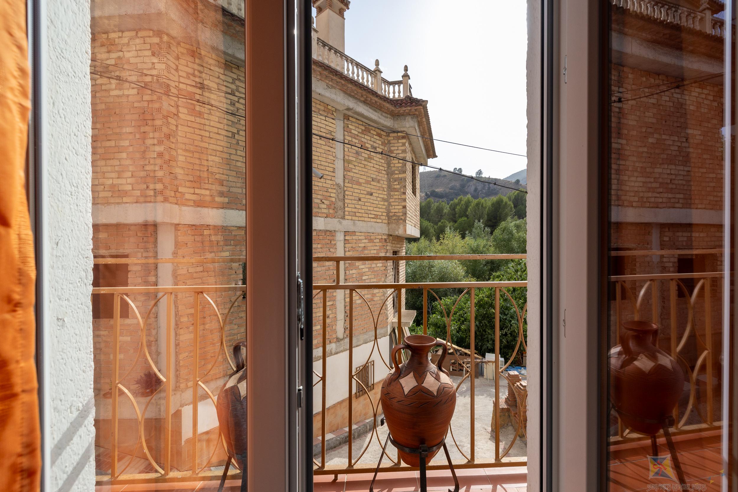 Venta de villa en Olivares