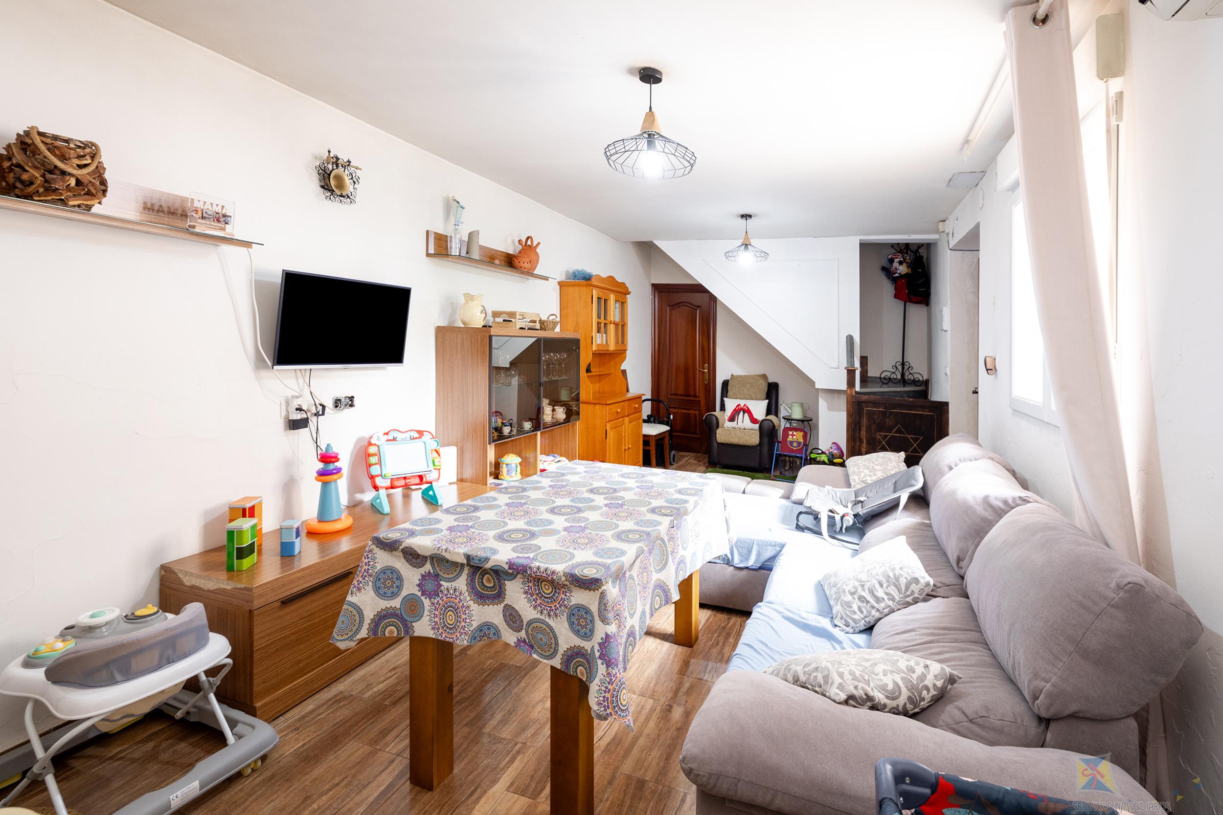 Venta de villa en Olivares