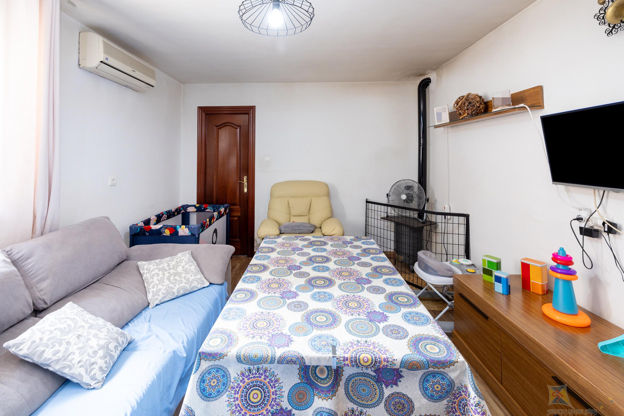 Venta de villa en Olivares