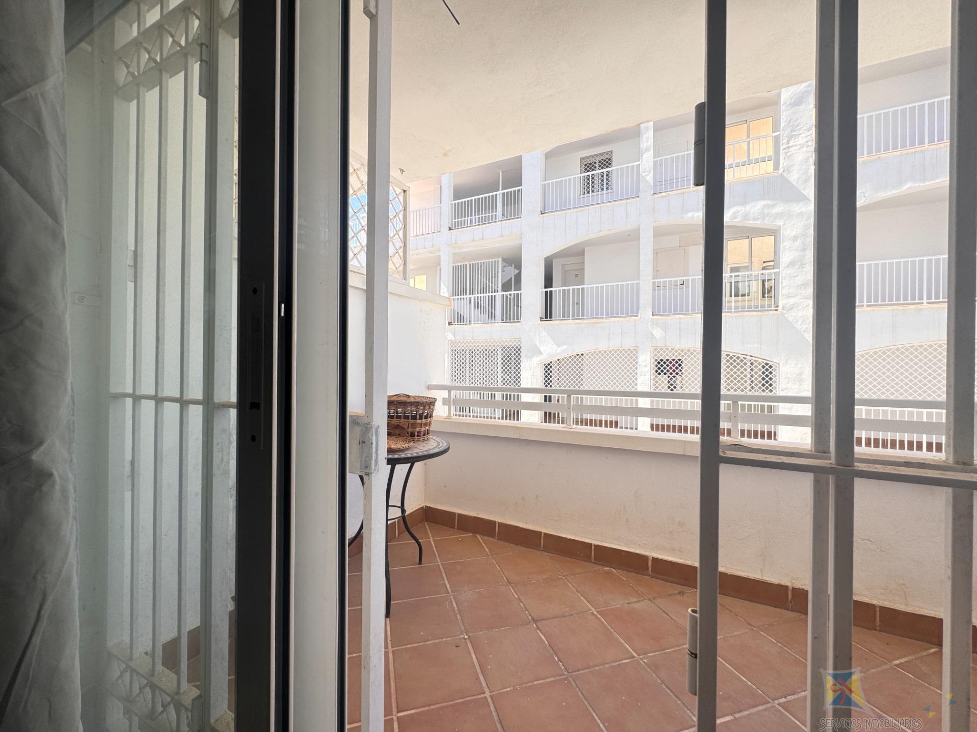 Venta de piso en Polopos