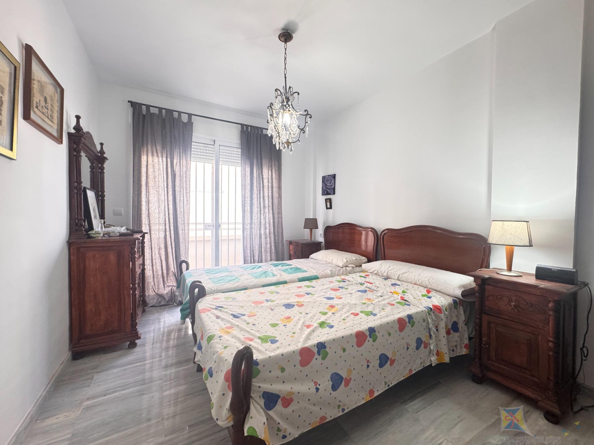 Venta de piso en Polopos