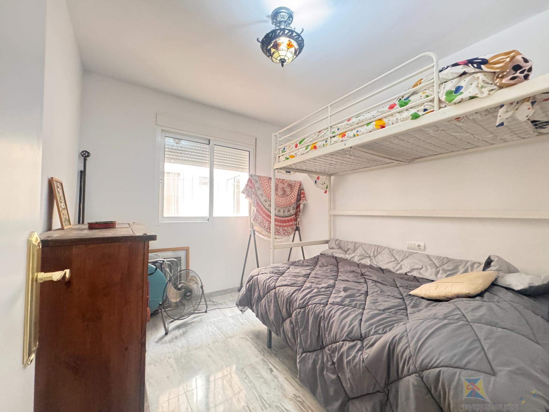 Venta de piso en Polopos