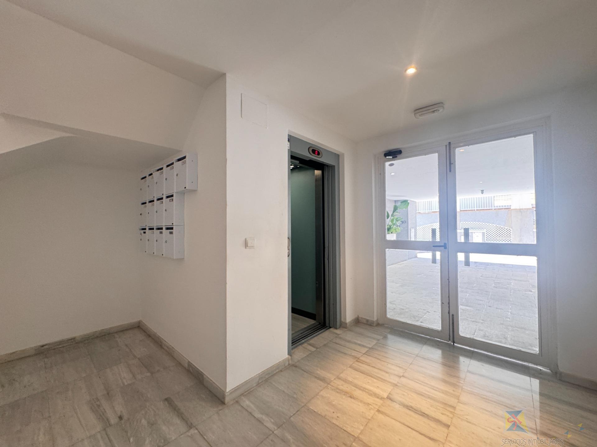 Venta de piso en Polopos