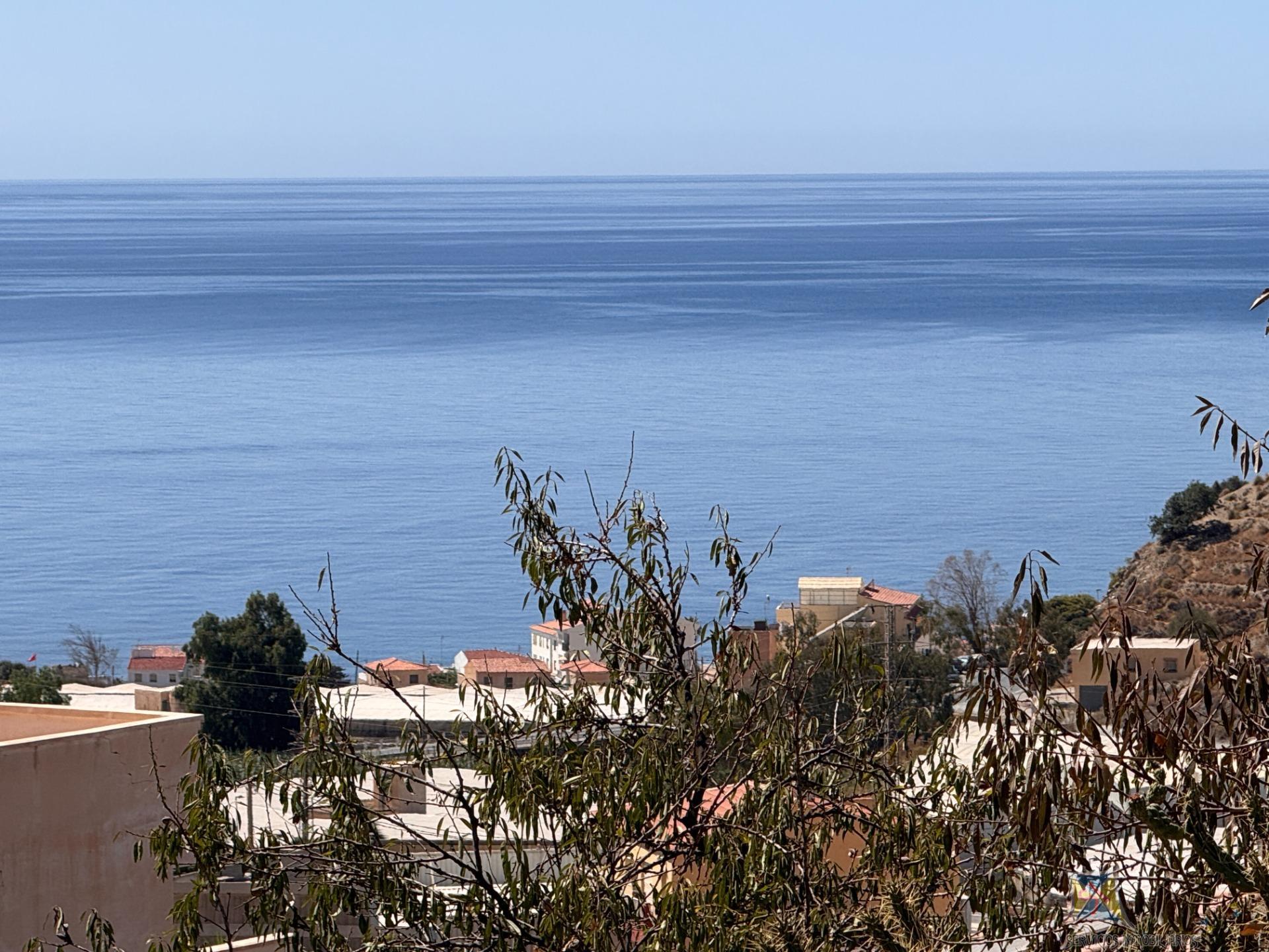 Venta de piso en Polopos