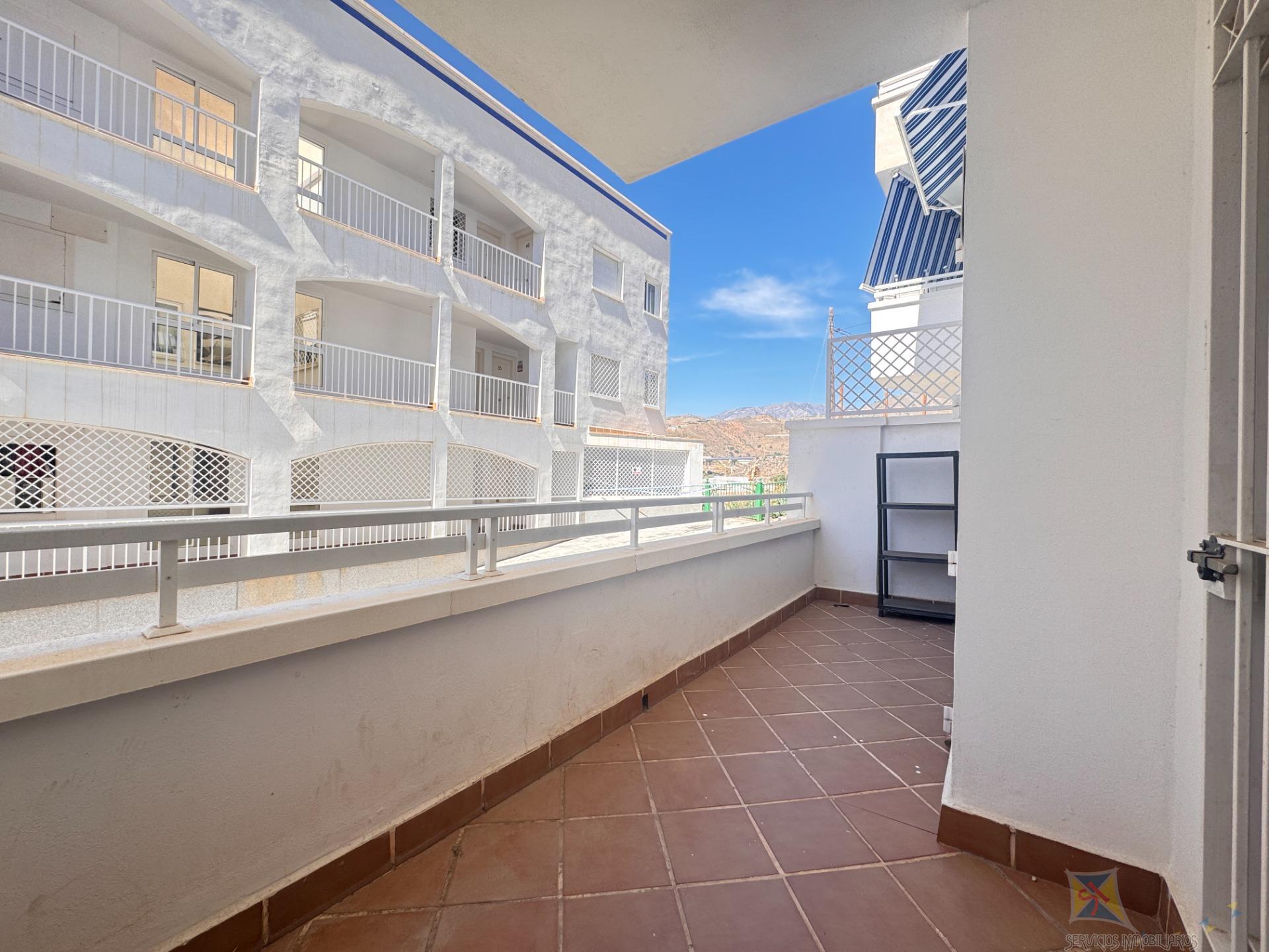 Venta de piso en Polopos