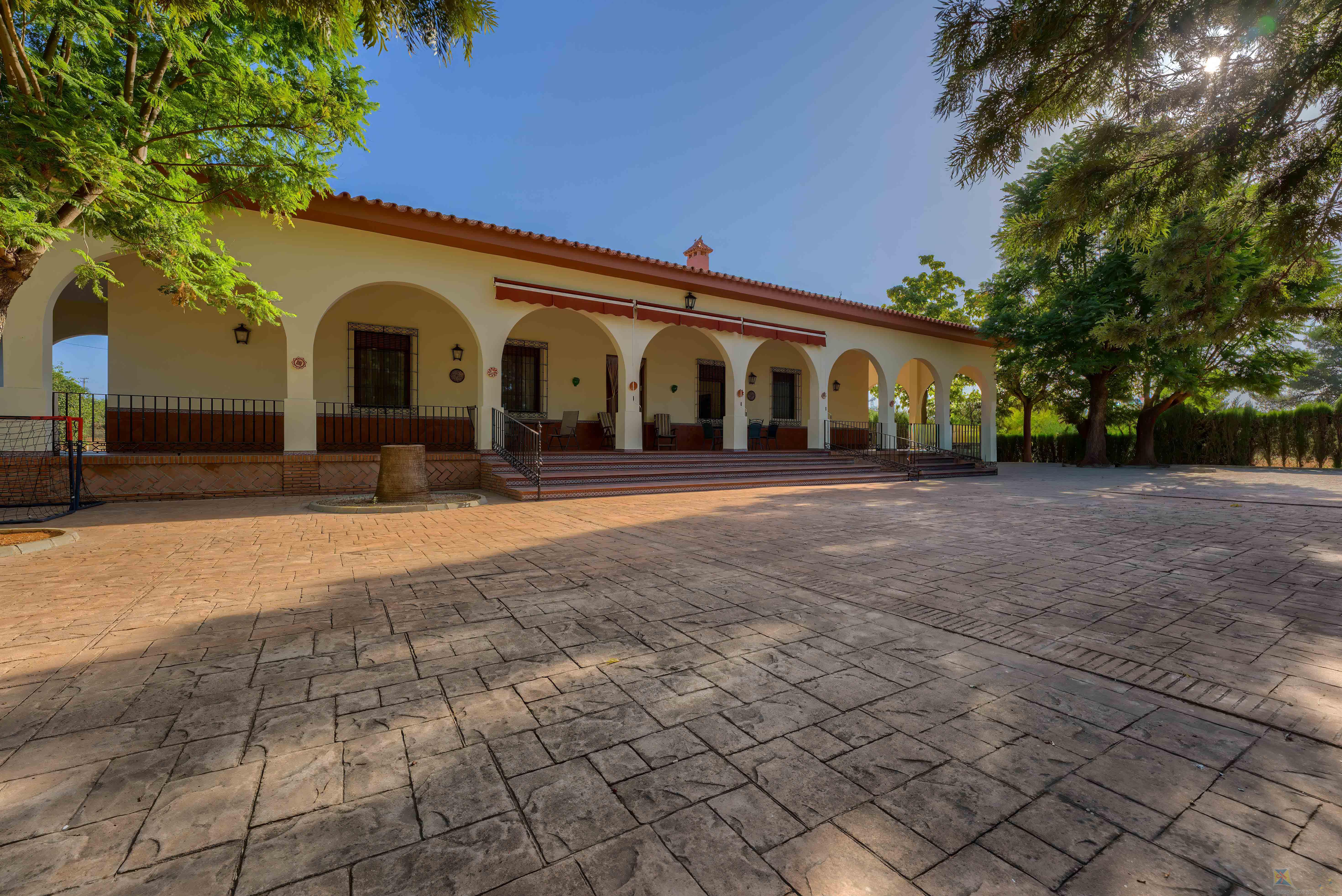 Venta de casa en Mairena del Alcor