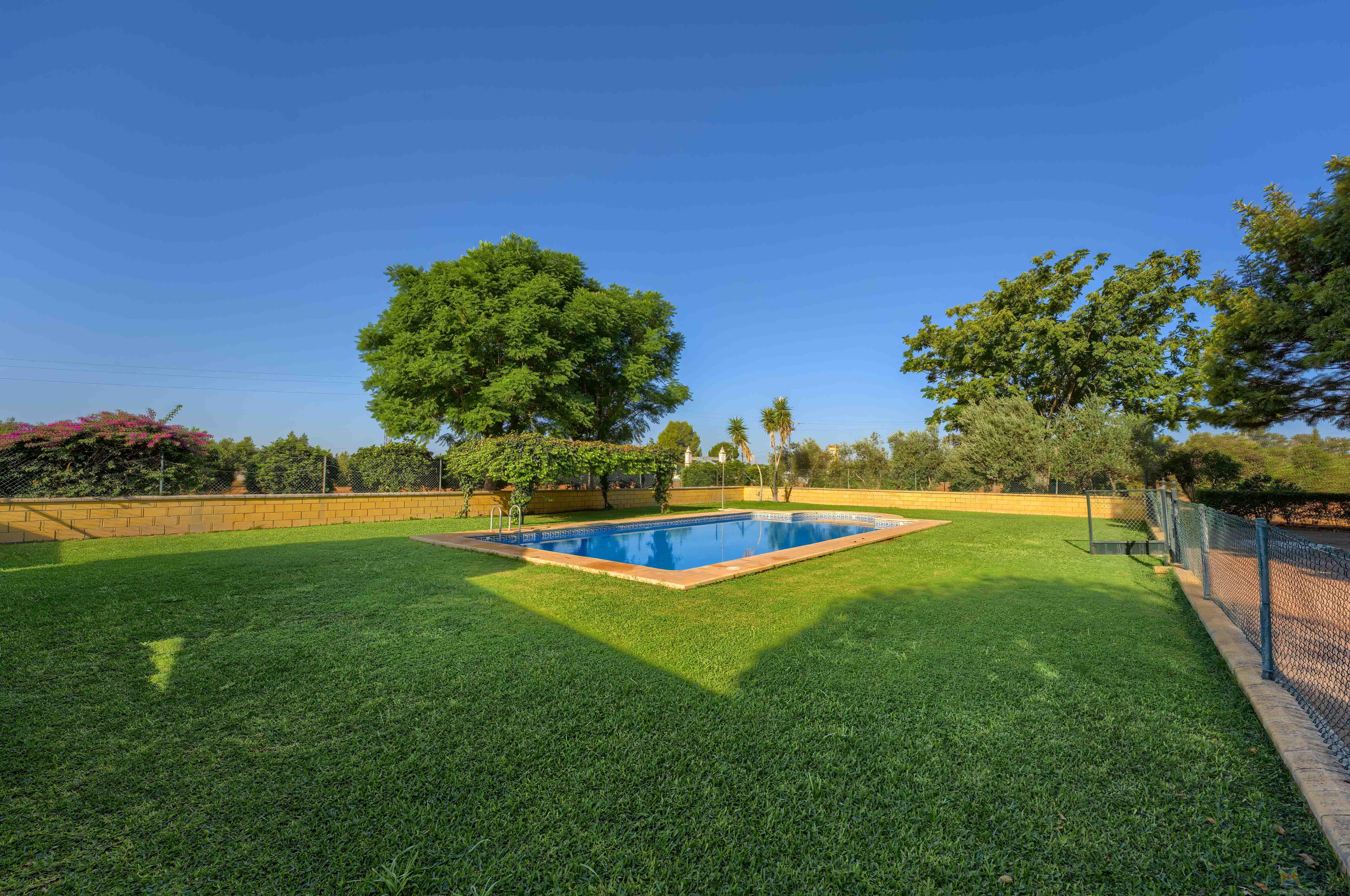 Venta de casa en Mairena del Alcor