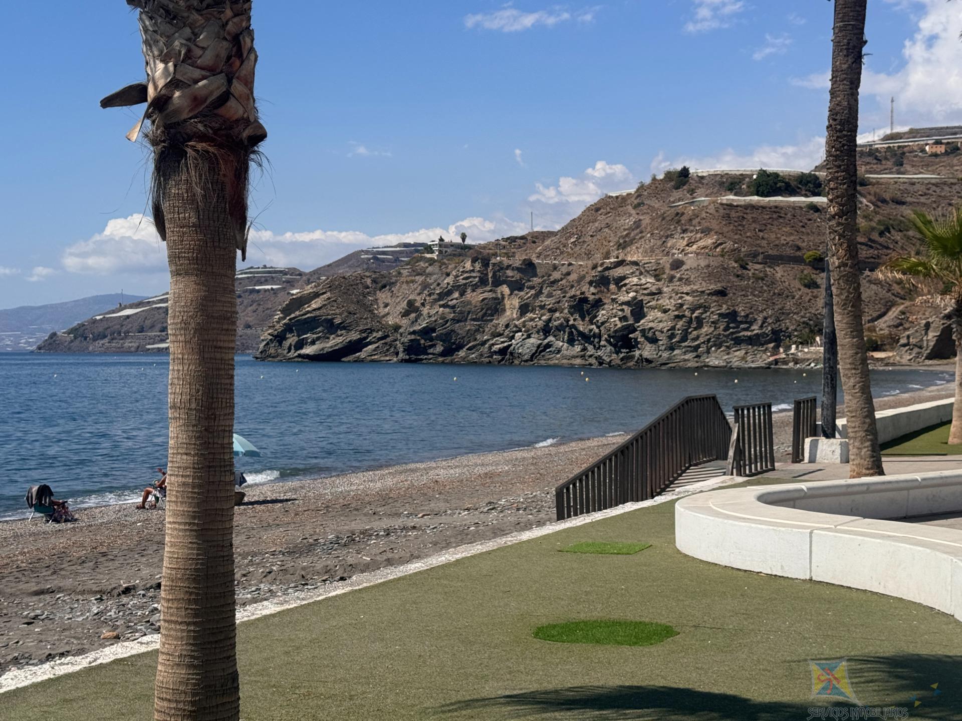 Venta de piso en Albuñol