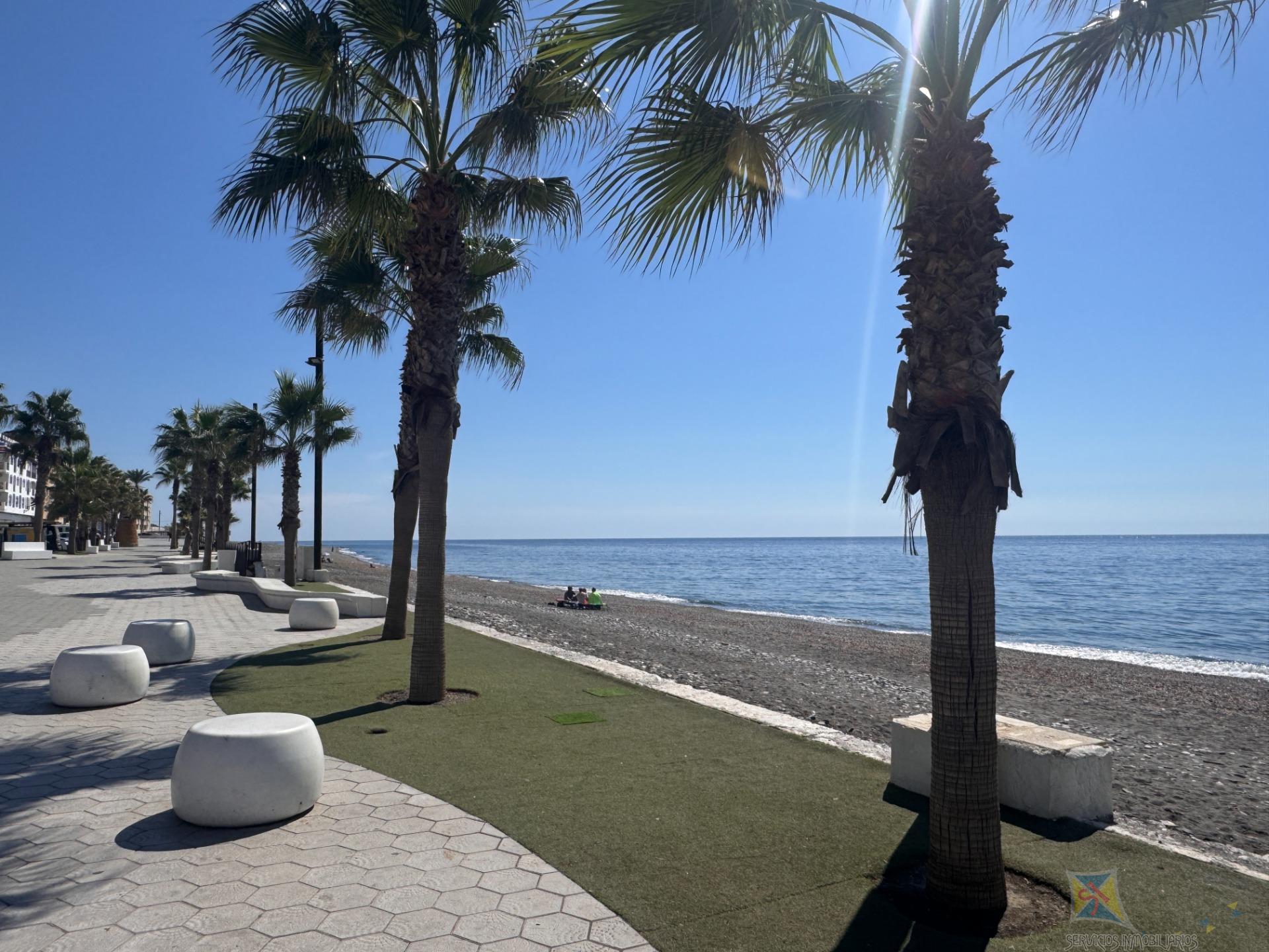 Venta de piso en Albuñol