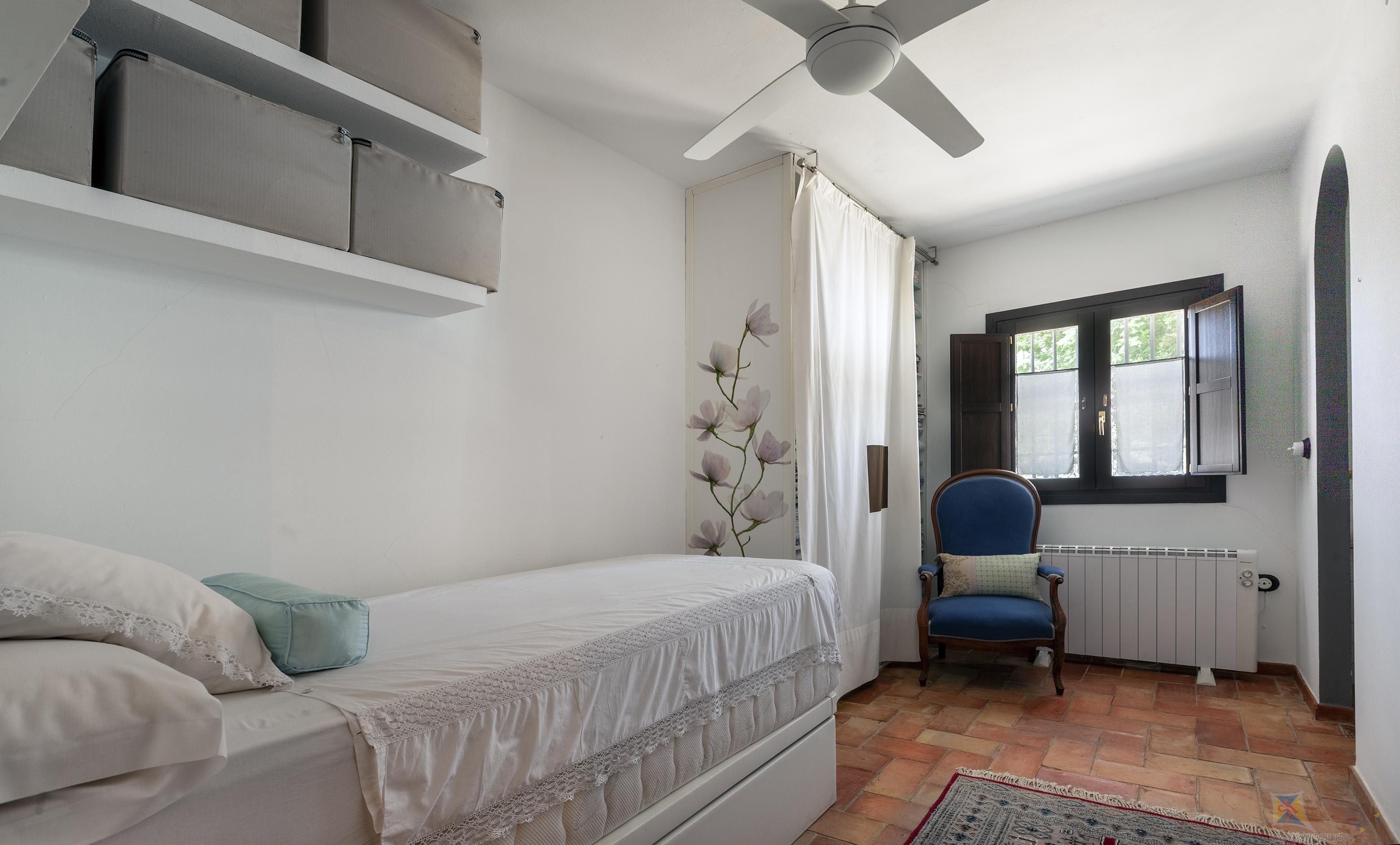 Venta de villa en Carmona