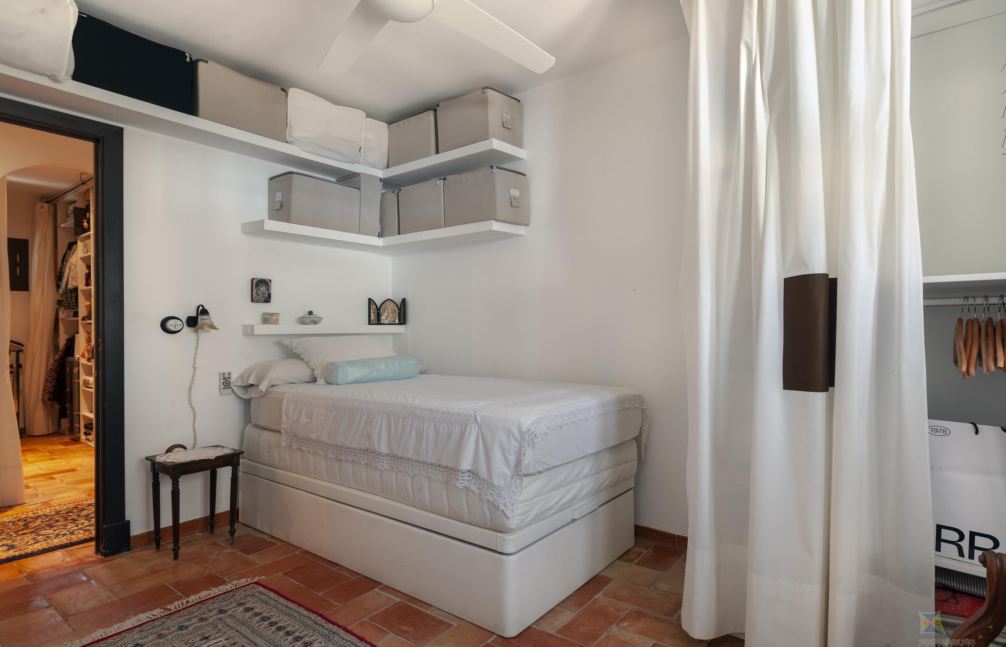 Venta de villa en Carmona