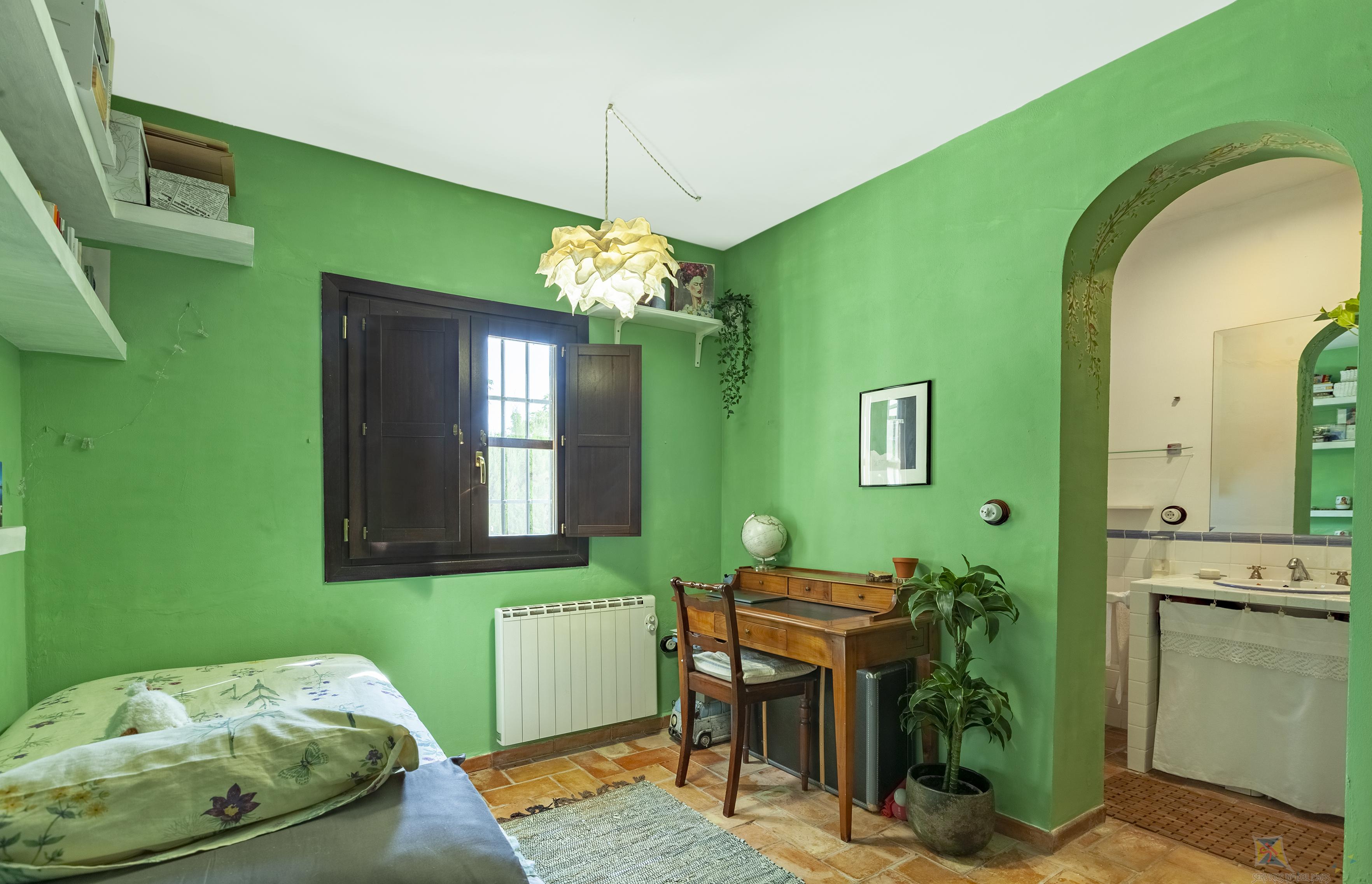 Venta de villa en Carmona