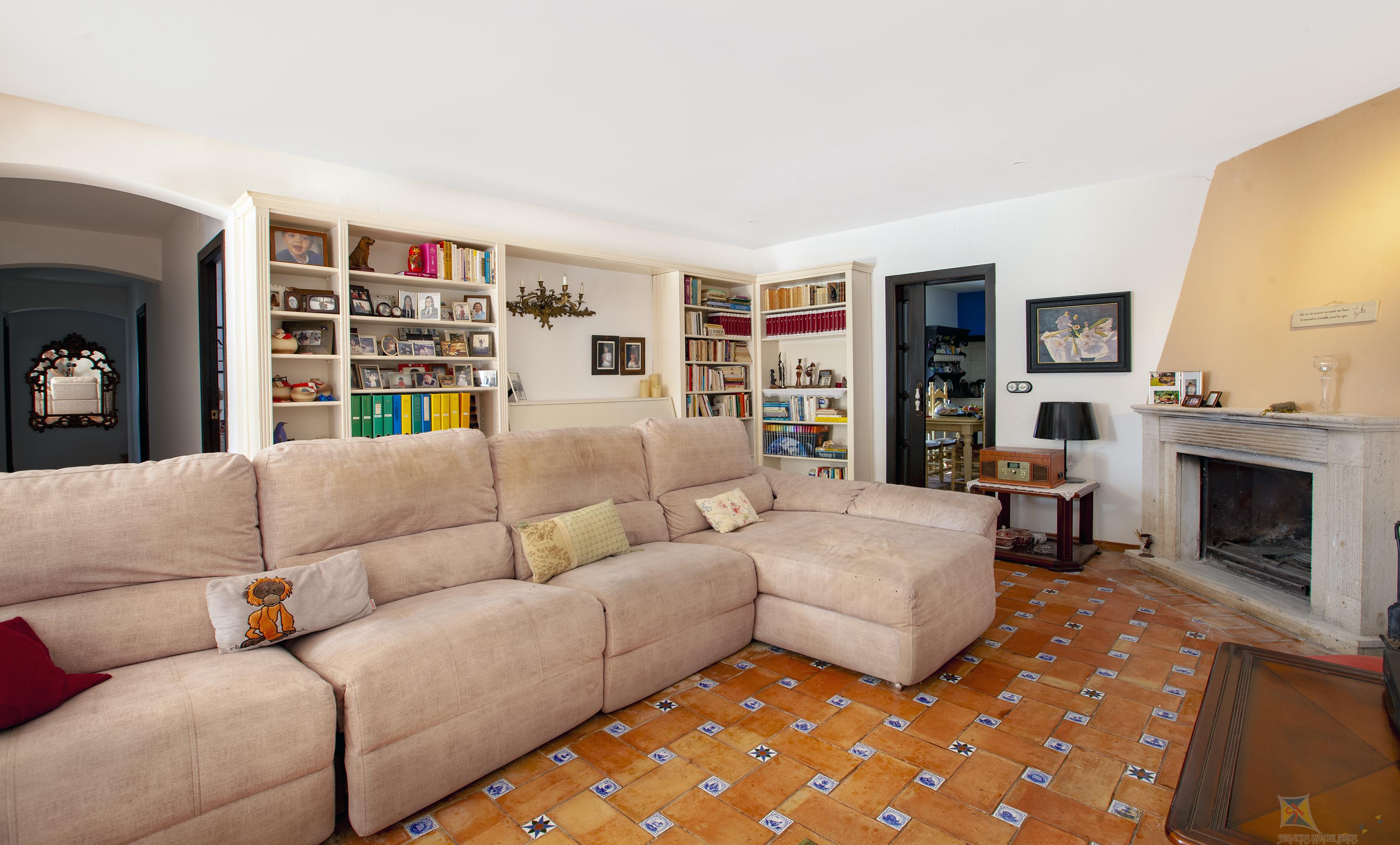 Venta de villa en Carmona