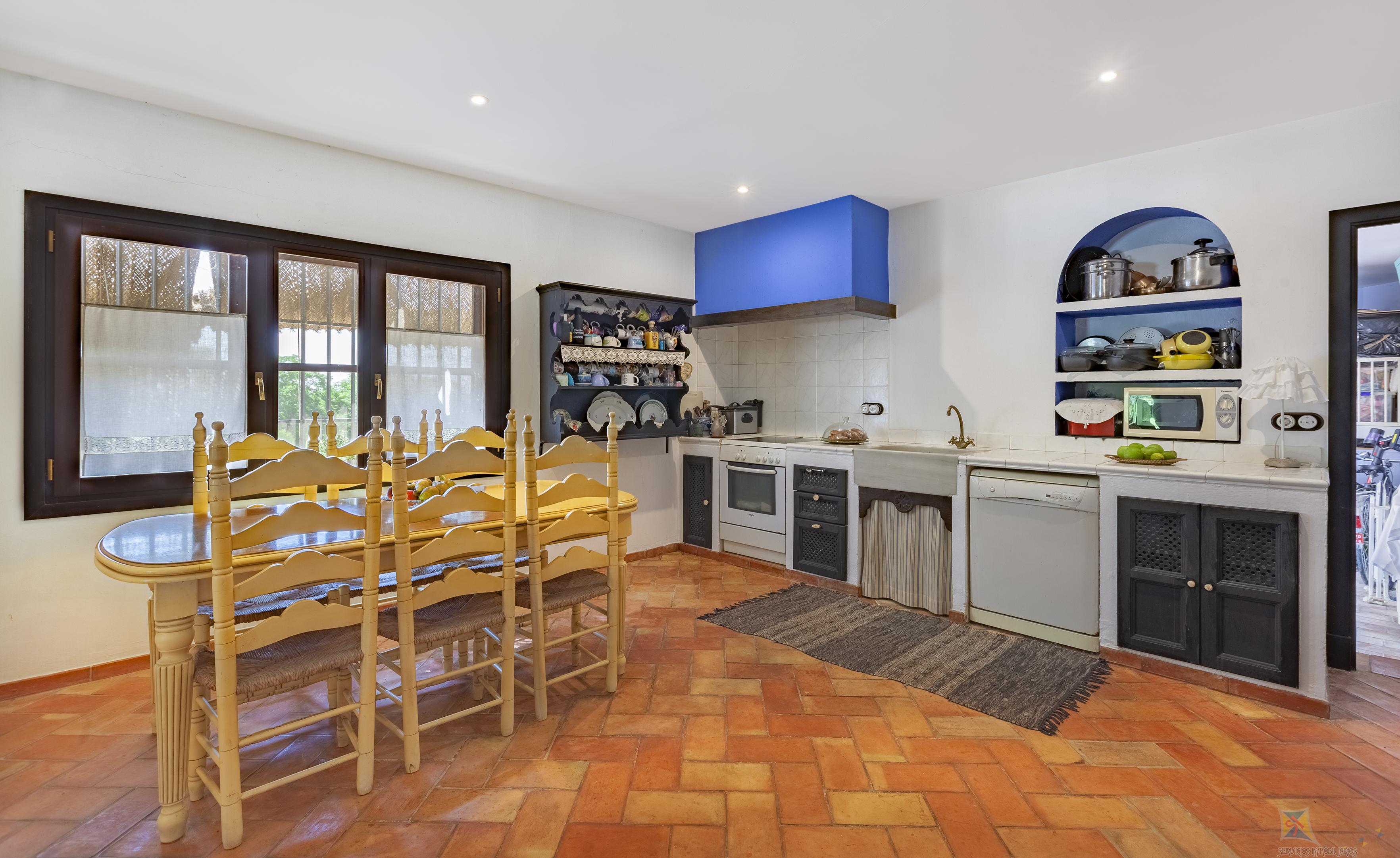 Venta de villa en Carmona