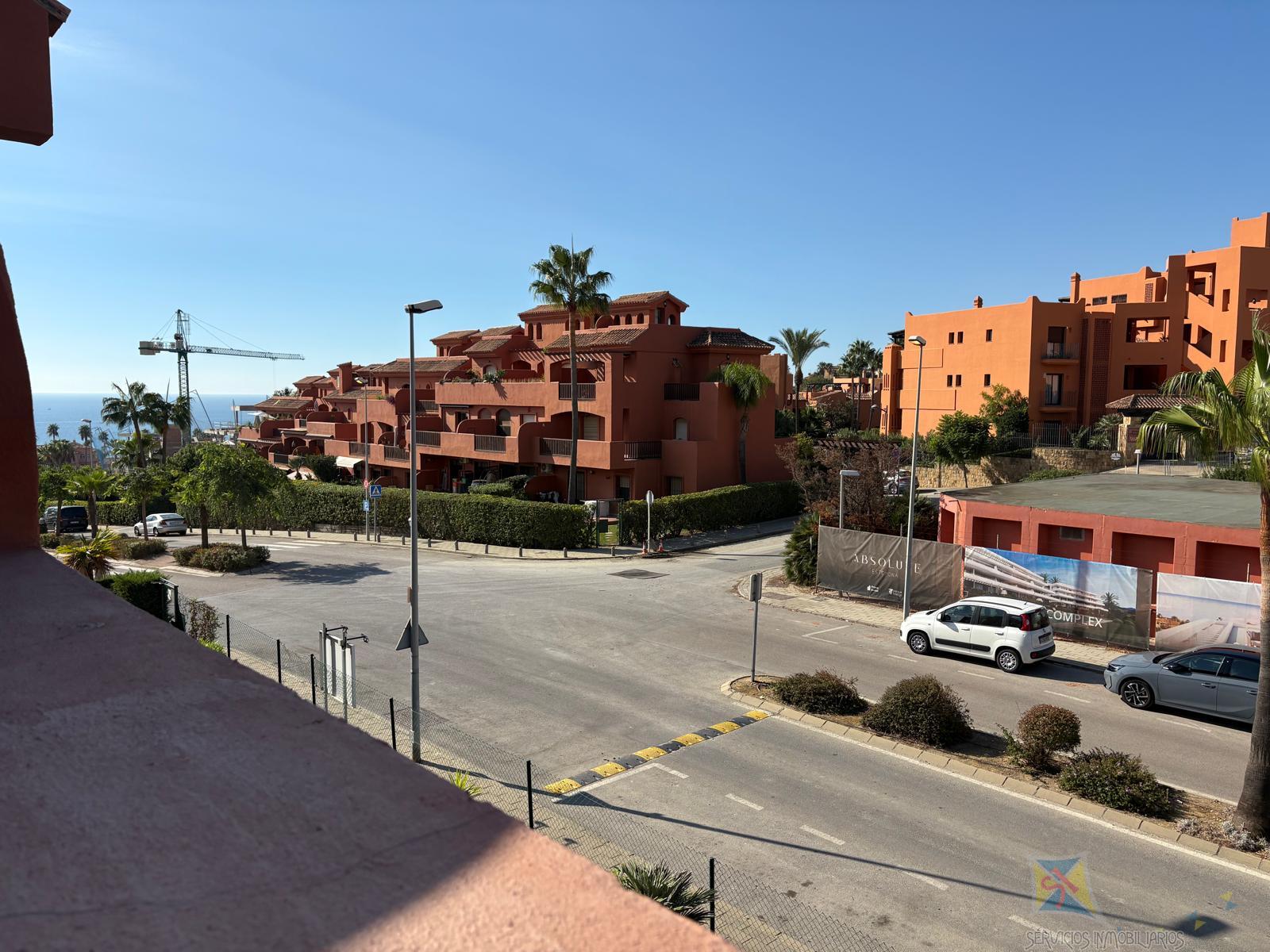 Venta de piso en Estepona