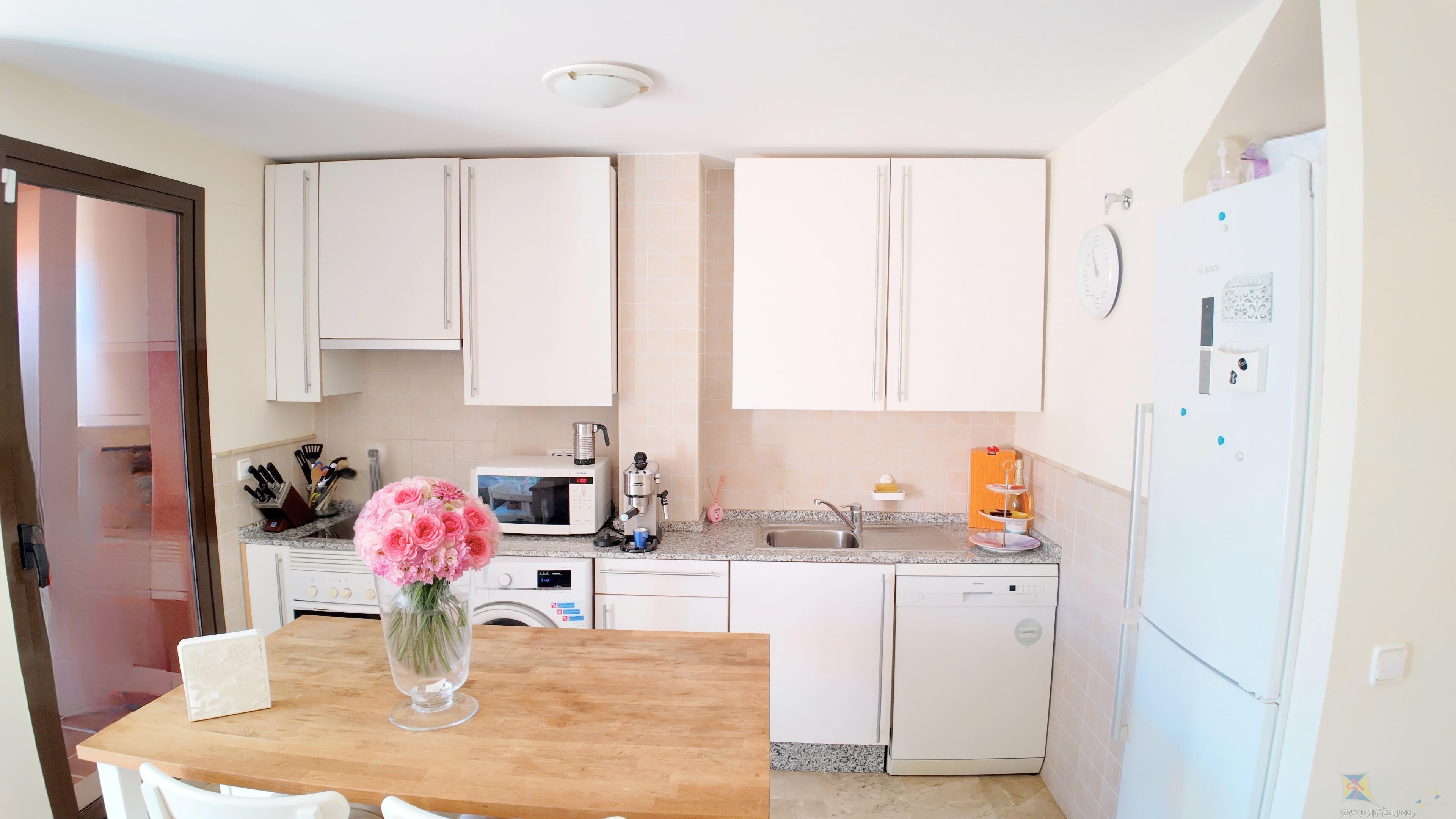 Venta de piso en Estepona