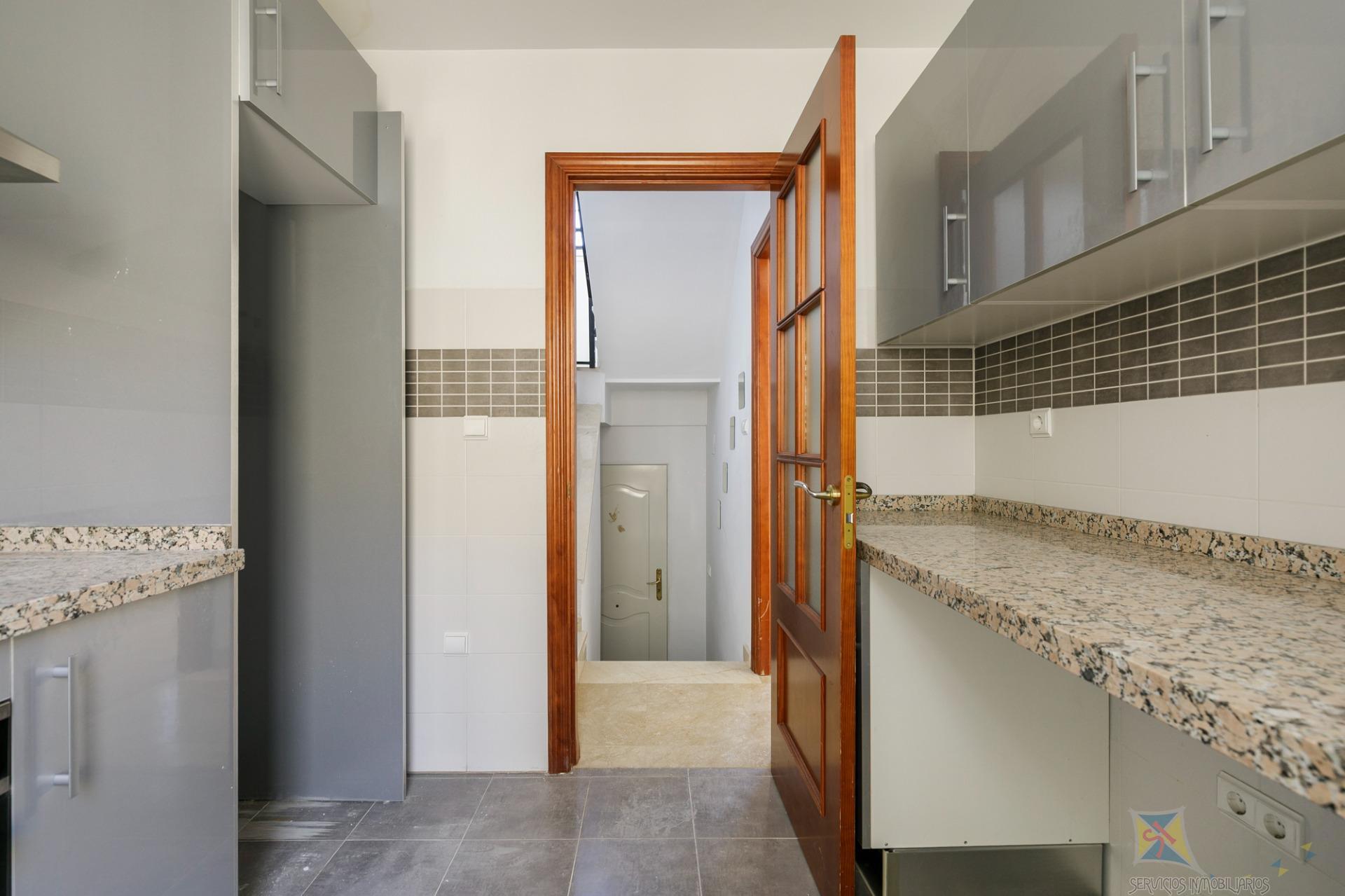 Venta de casa en Guevejar