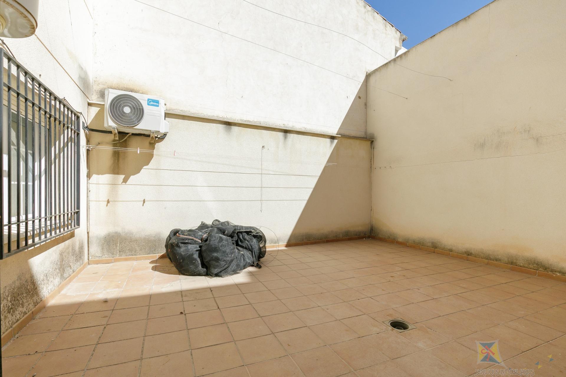 Venta de casa en Guevejar